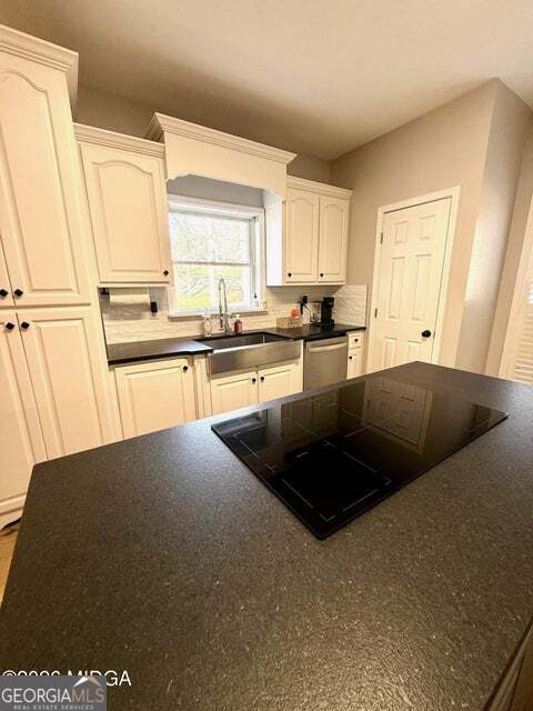 175 Rivoli Landing Property Photo 10