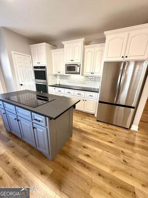 175 Rivoli Landing Property Photo 12