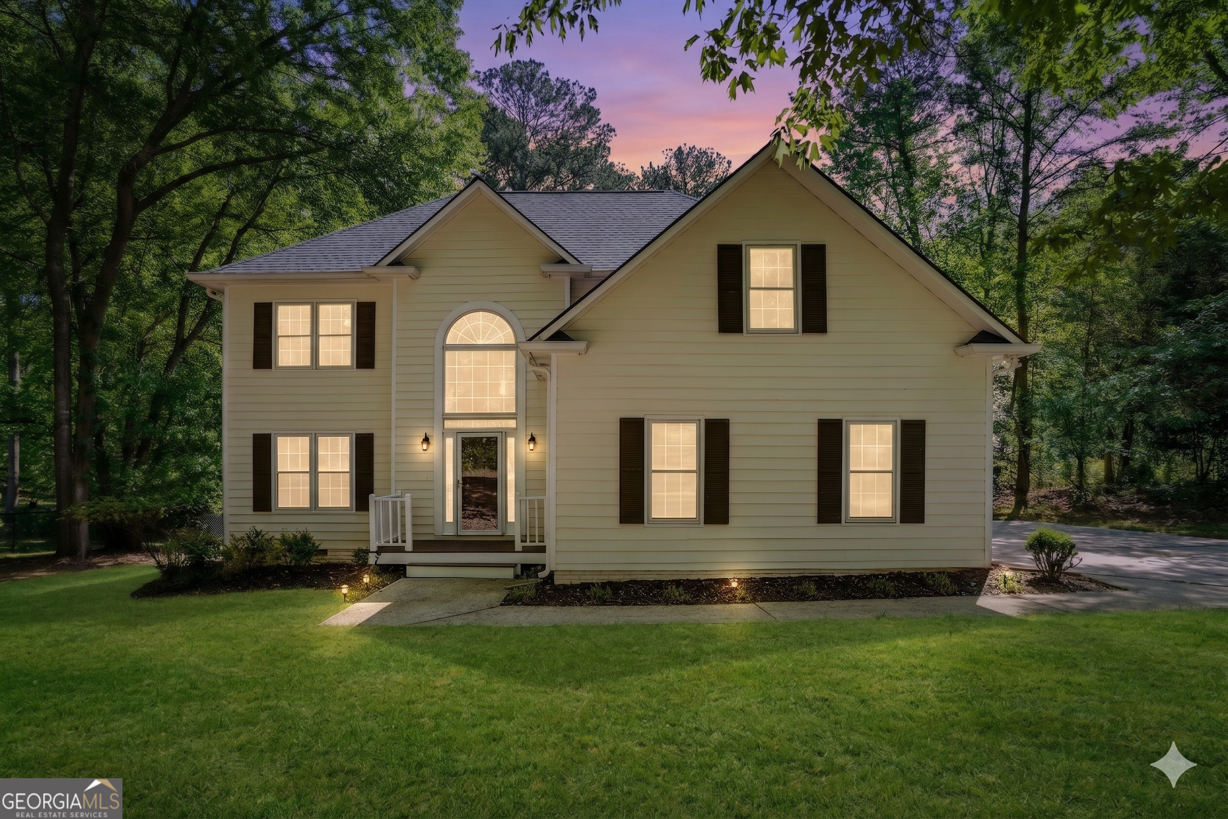 430 Ridgemont Drive Property Photo 1