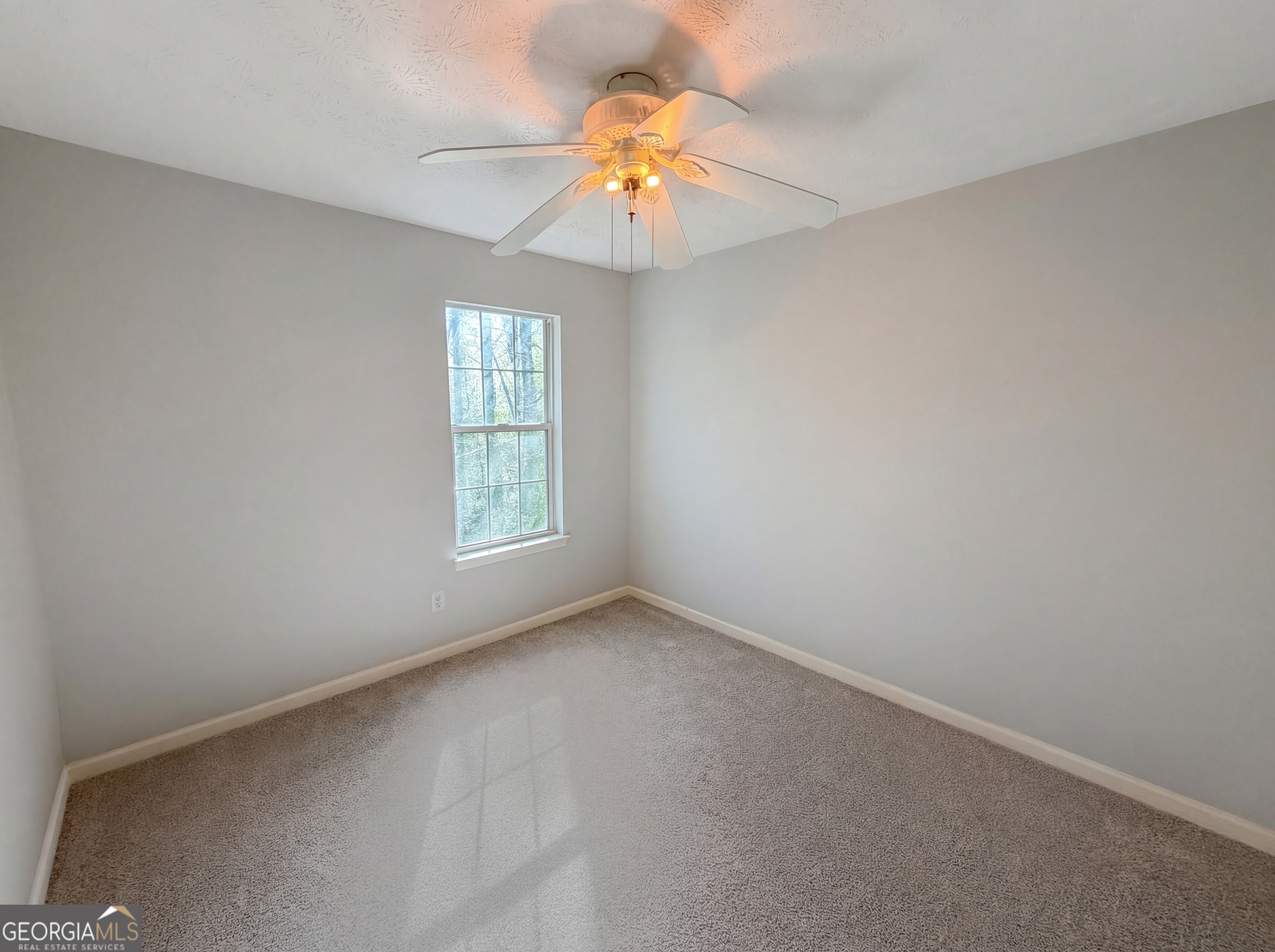 403 Clearstream Lane Property Photo 14