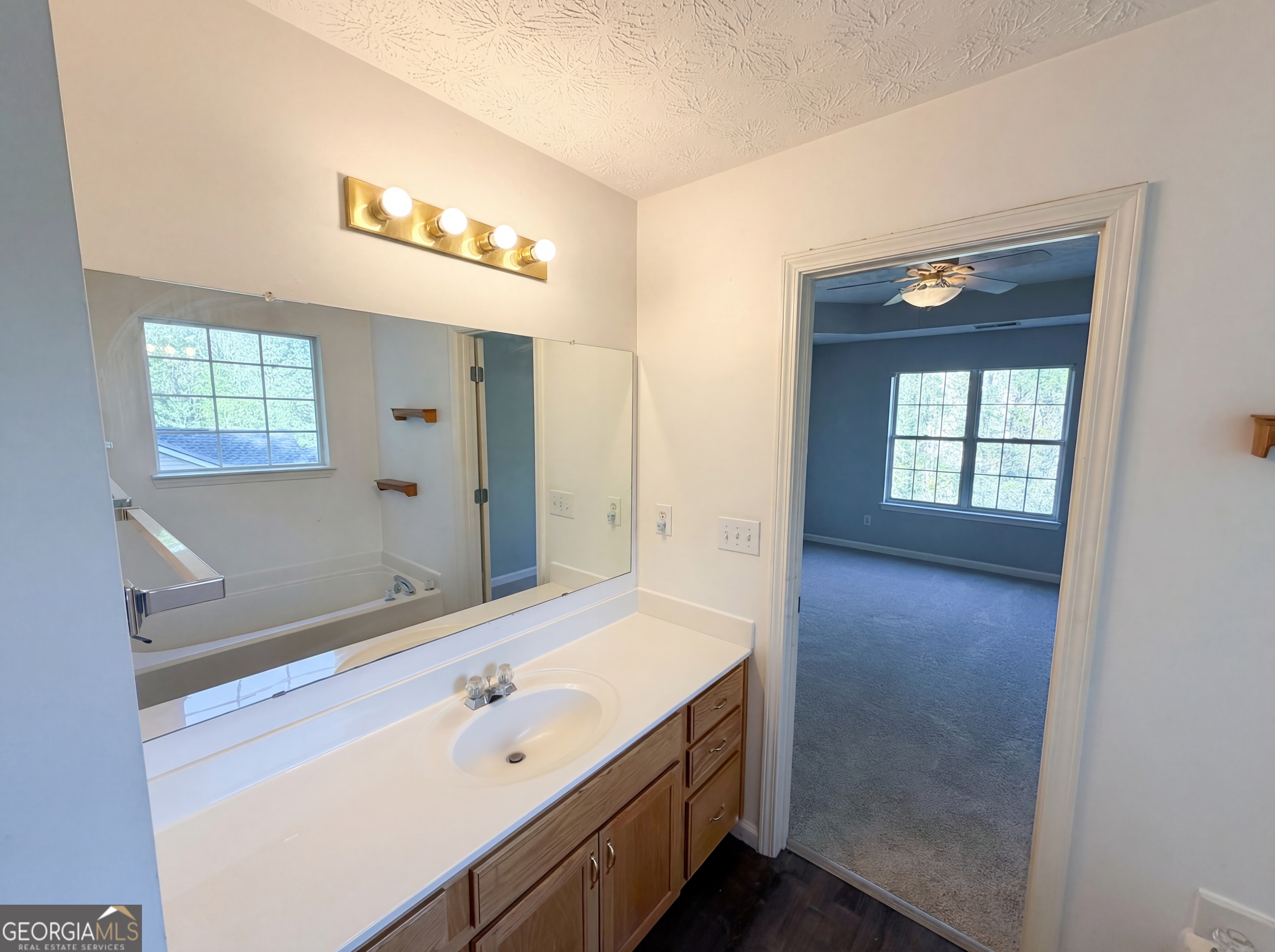 403 Clearstream Lane Property Photo 23