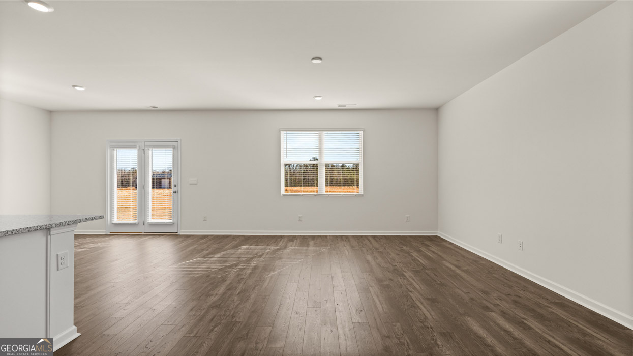 11984 Aukerman Way Property Photo 5