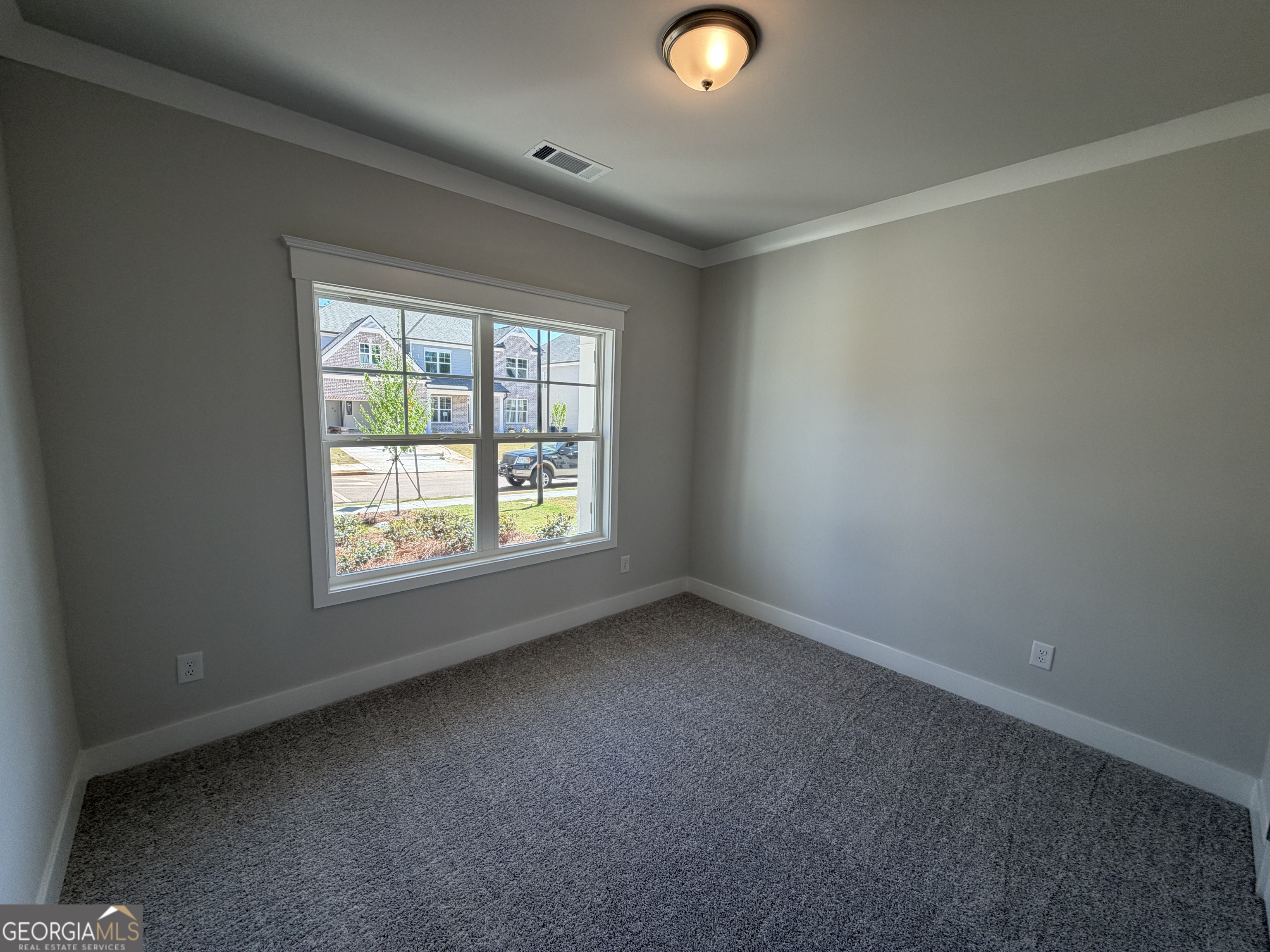 692 Secret Garden Lane Property Photo 9