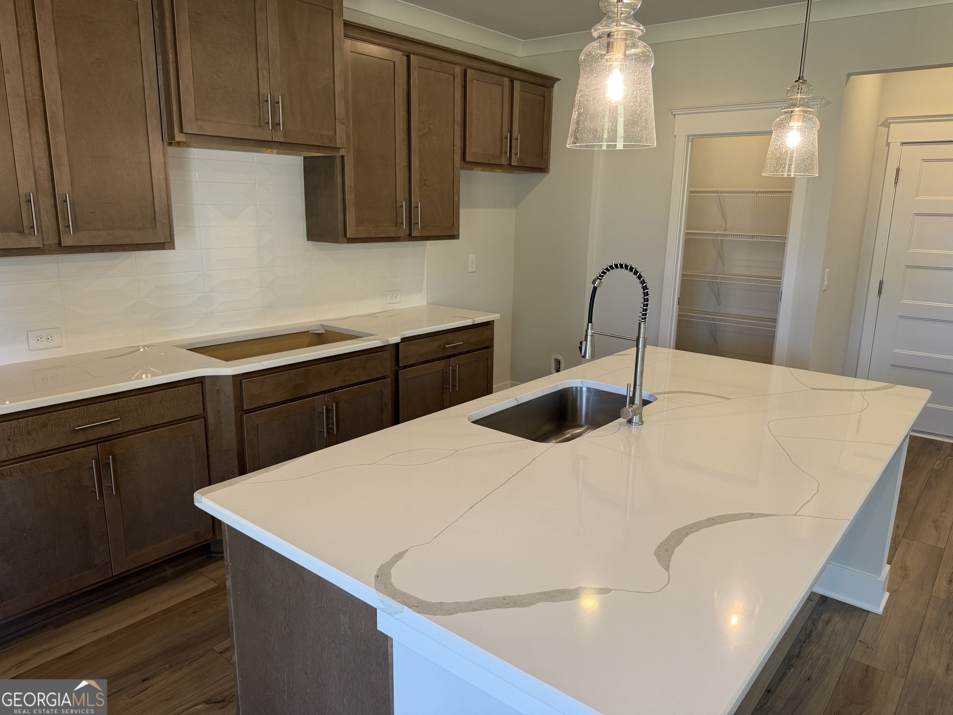 692 Secret Garden Lane Property Photo 14