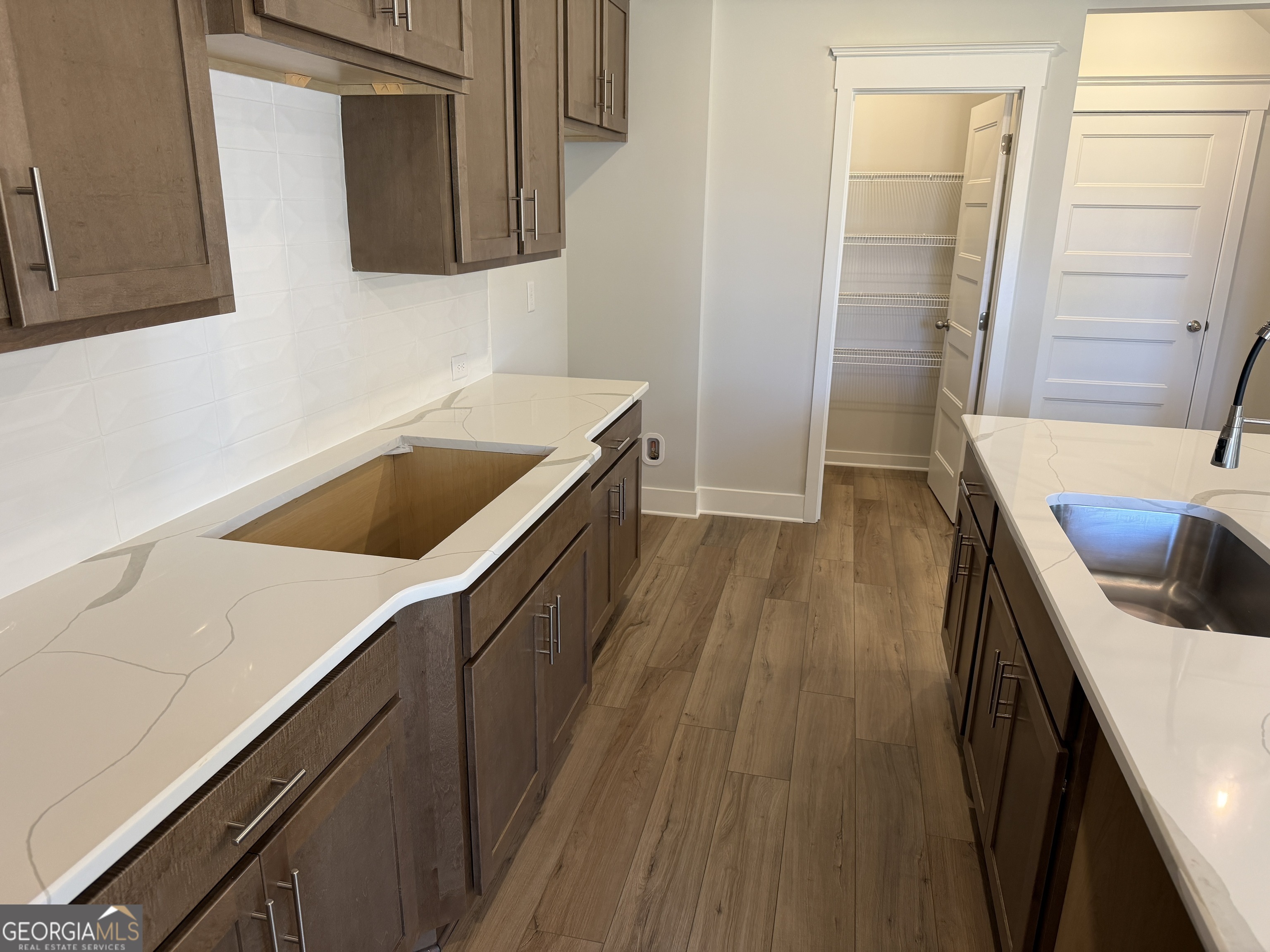 692 Secret Garden Lane Property Photo 15