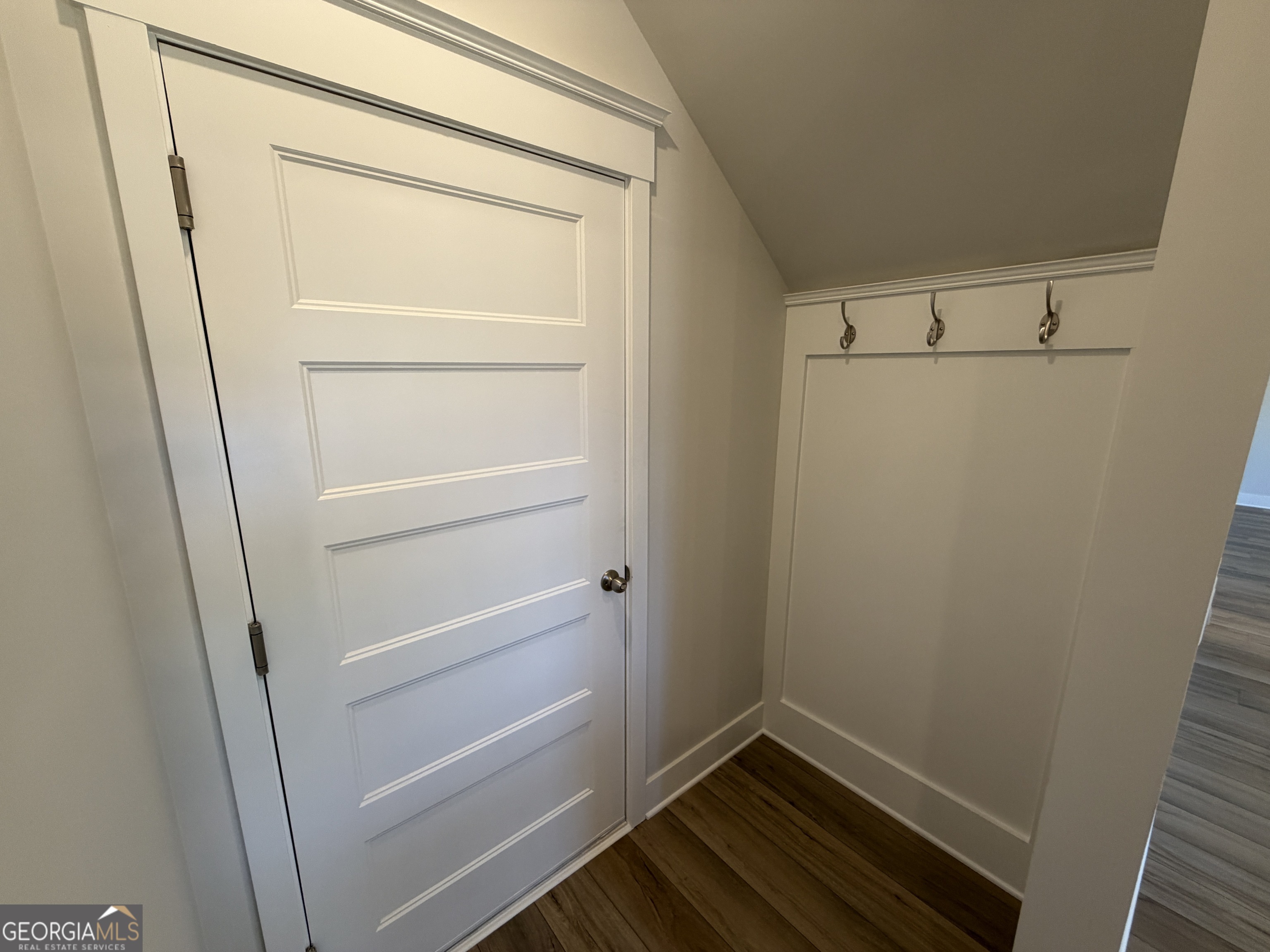 692 Secret Garden Lane Property Photo 17