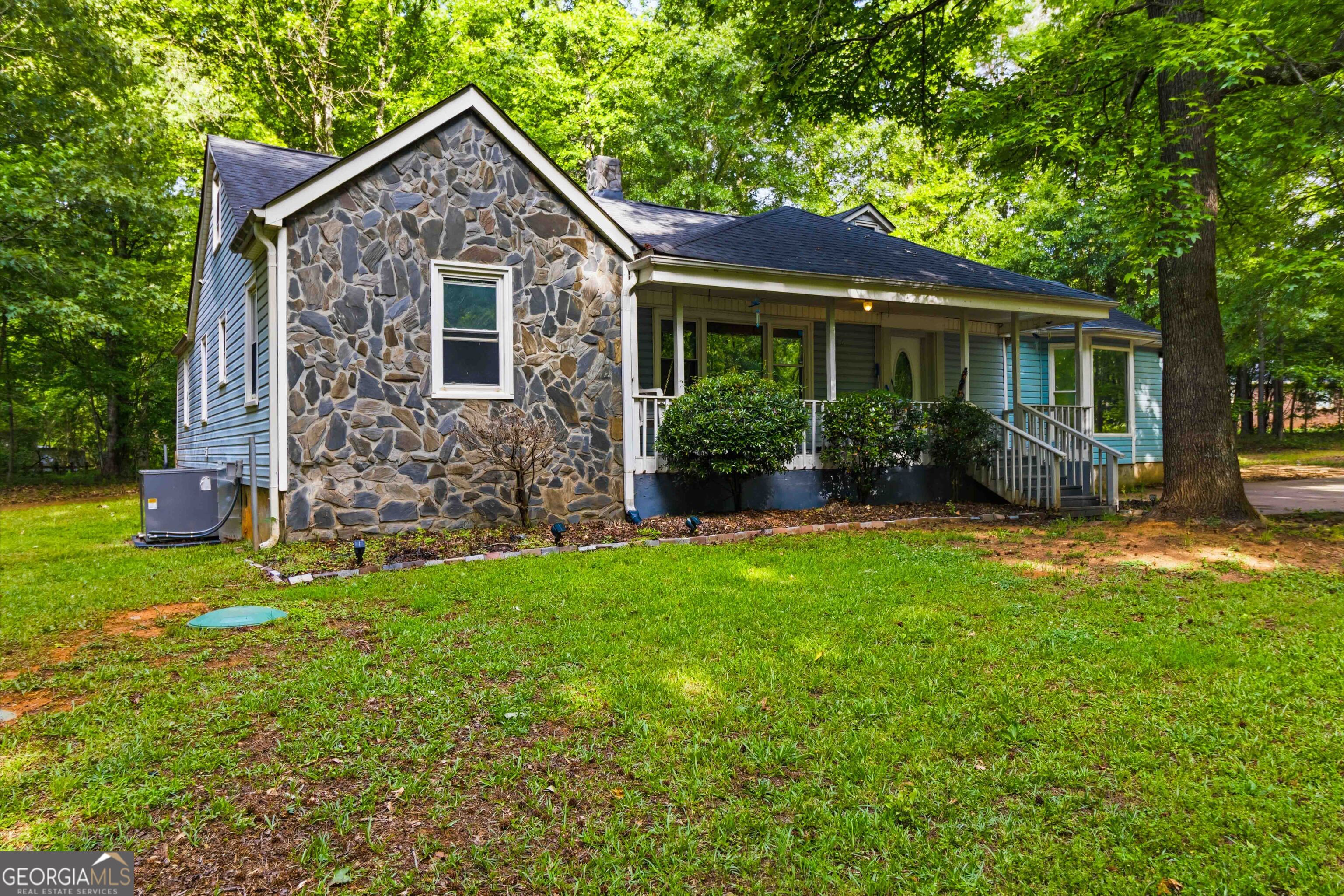265 Winding Stream Trail Property Photo 3
