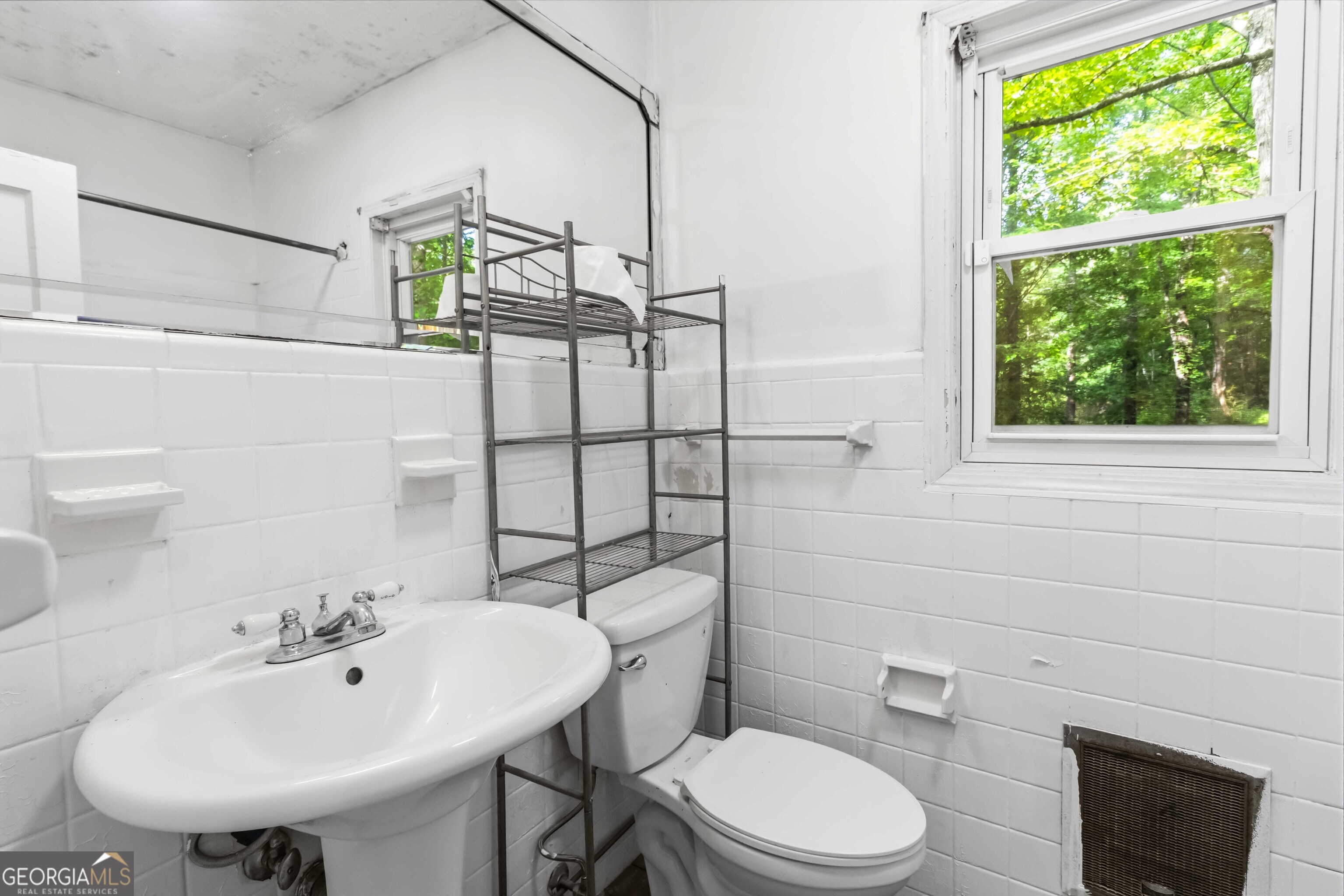 265 Winding Stream Trail Property Photo 14