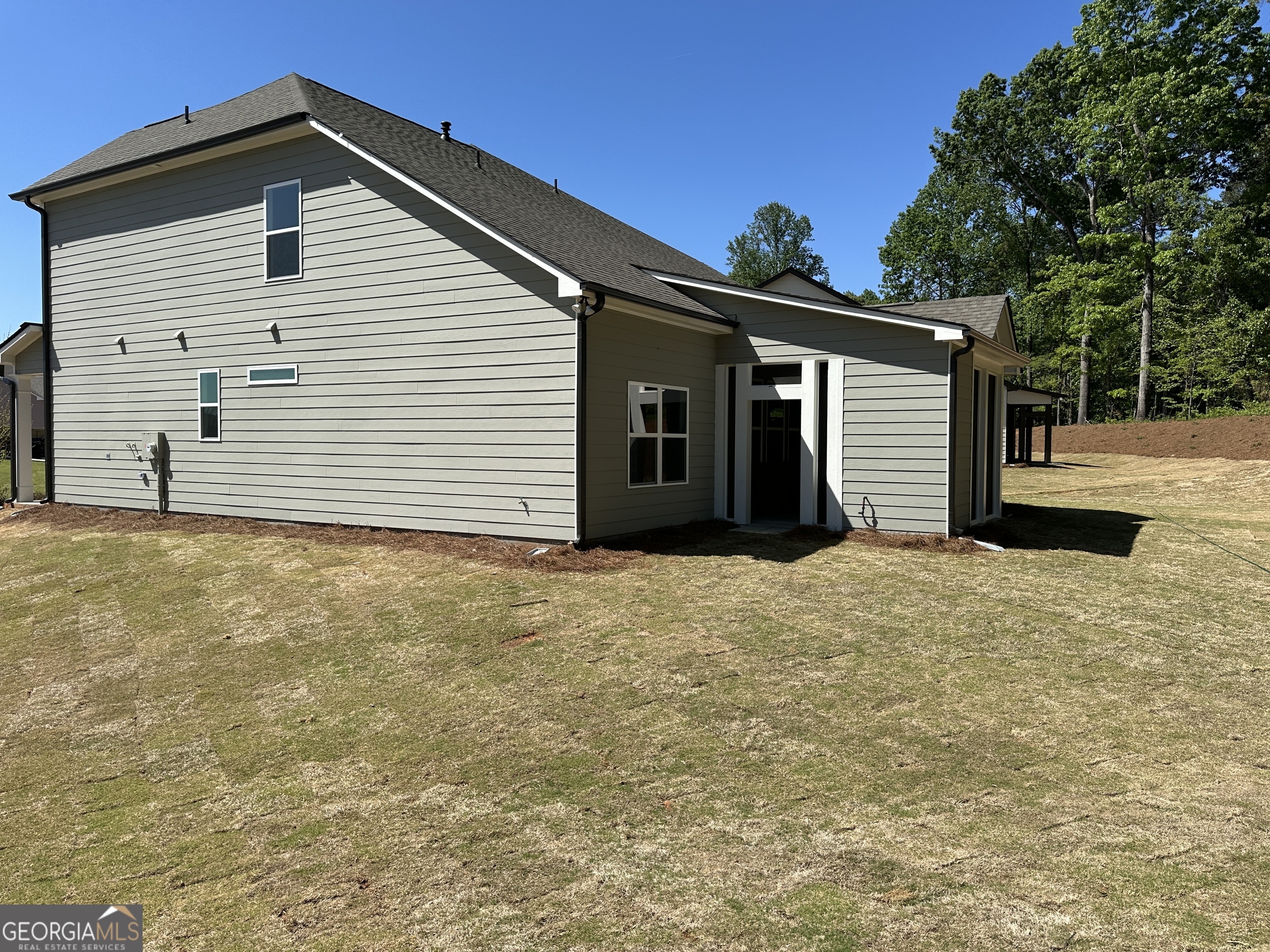 112 Rose Lake Court Property Photo 2