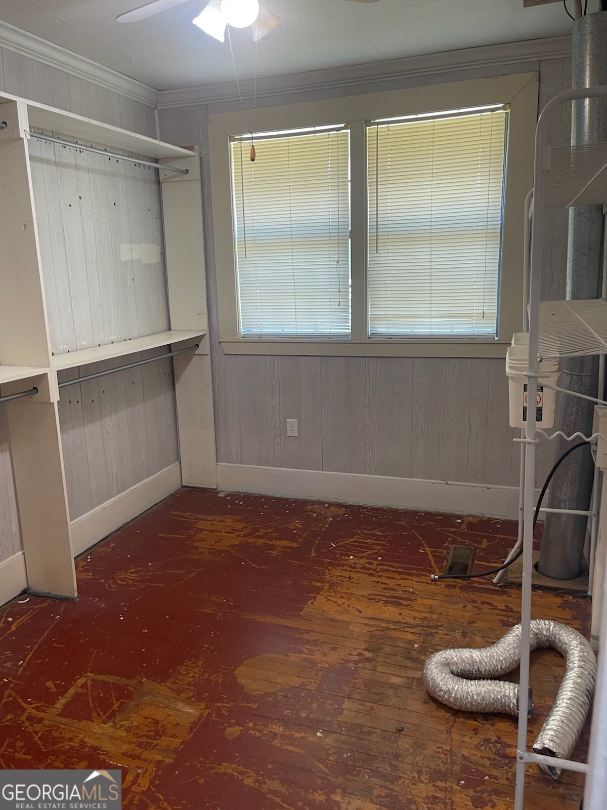 5205 23rd Boulevard Property Photo 13