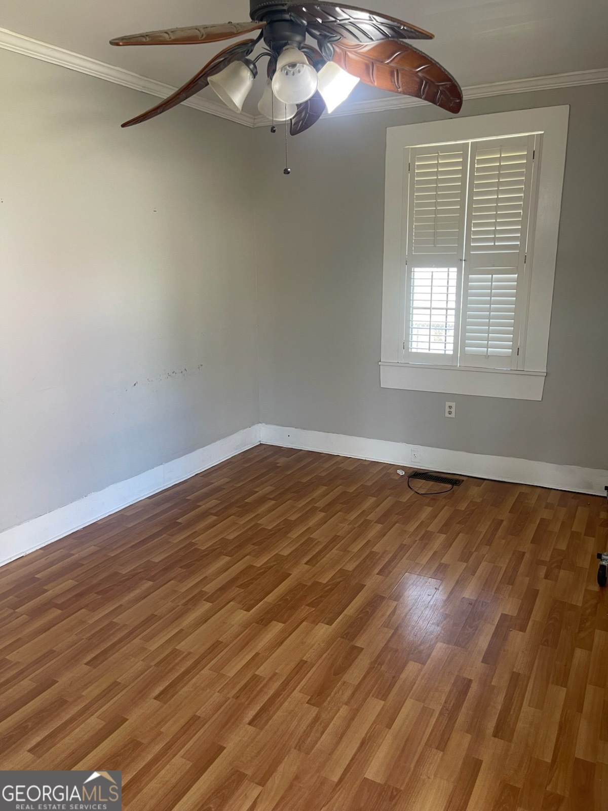 5205 23rd Boulevard Property Photo 18