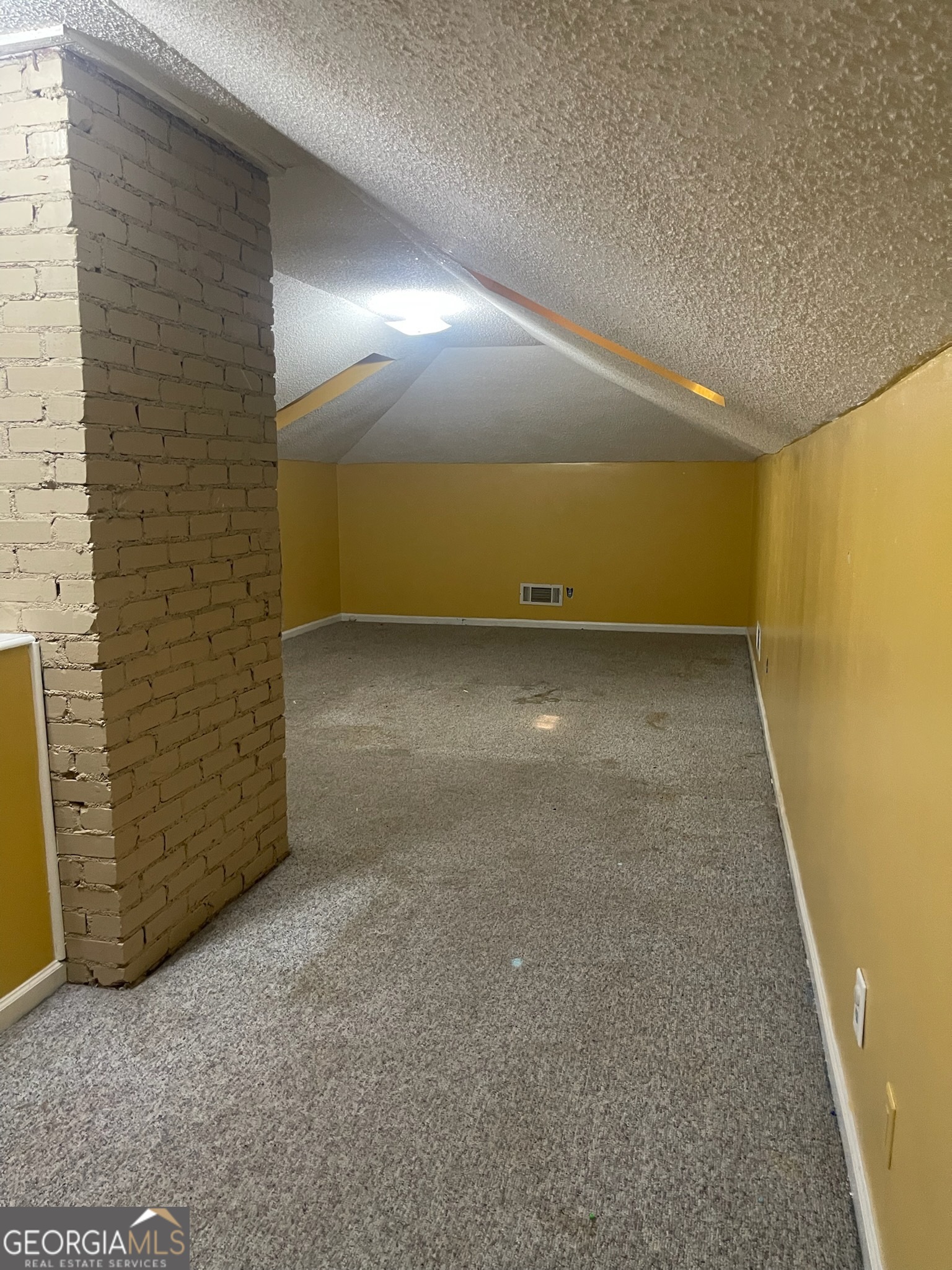 5205 23rd Boulevard Property Photo 23