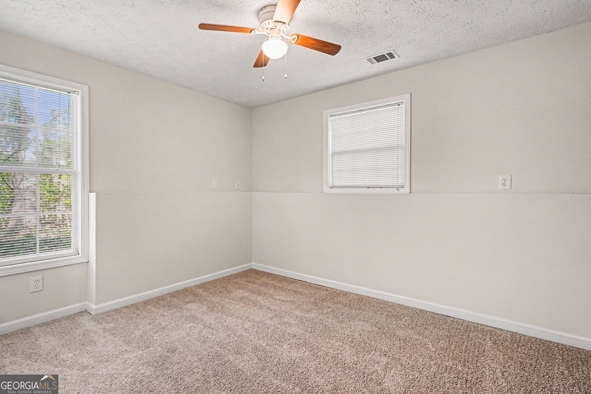 4083 Country Lane Property Photo 10