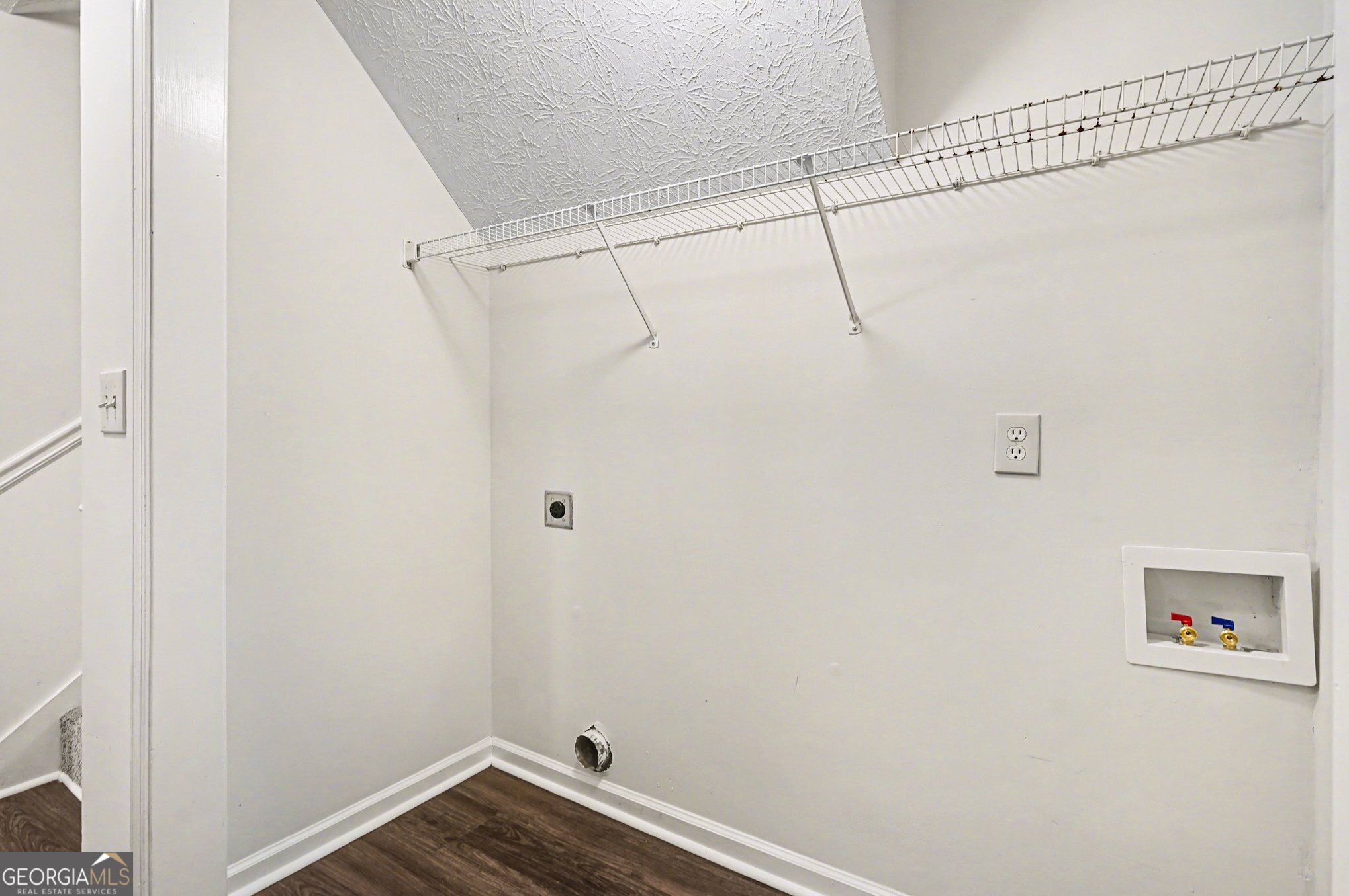 4083 Country Lane Property Photo 17