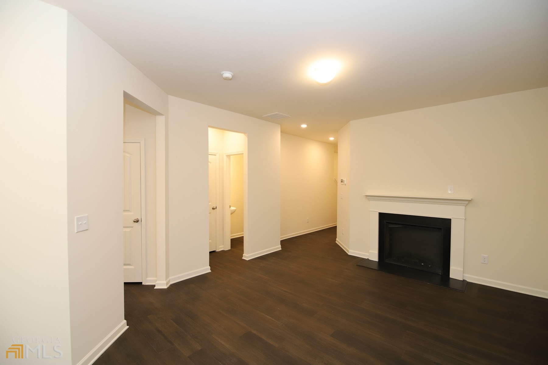 85 Chastain Circle Property Photo 2