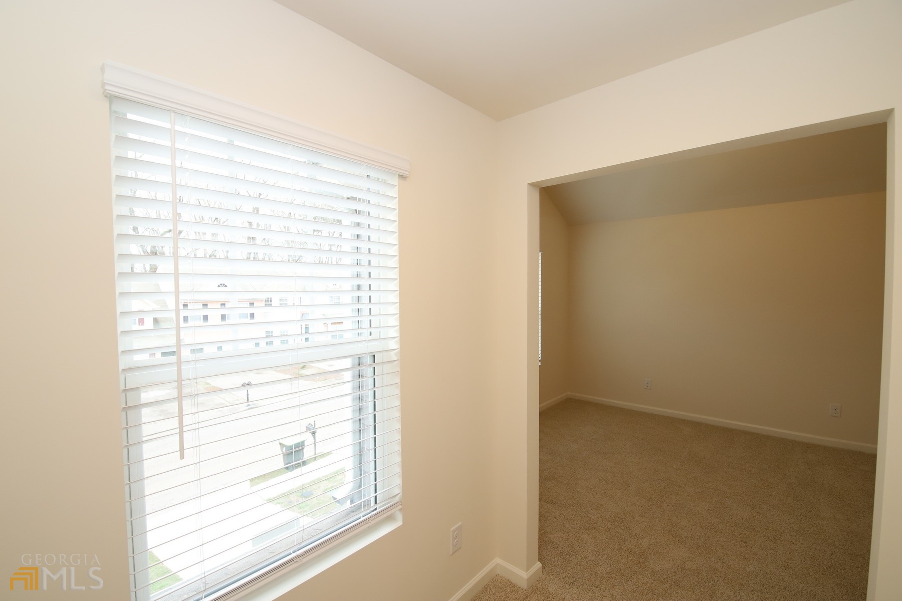 85 Chastain Circle Property Photo 12