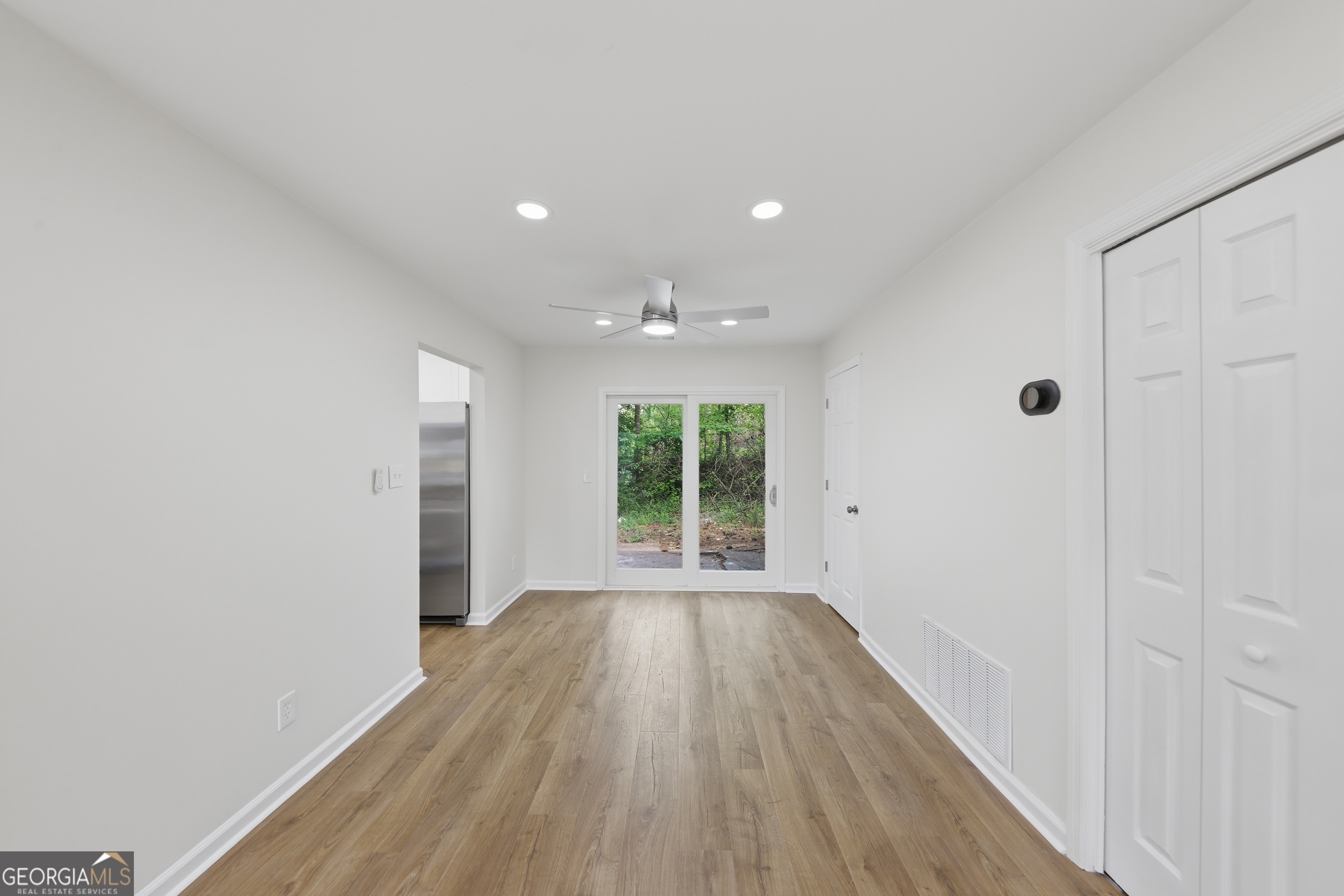 2050 Lenoa Lane Property Photo 10