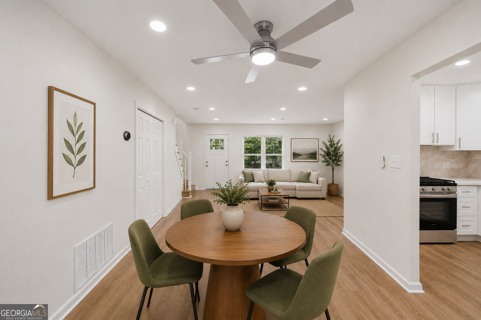 2050 Lenoa Lane Property Photo 13