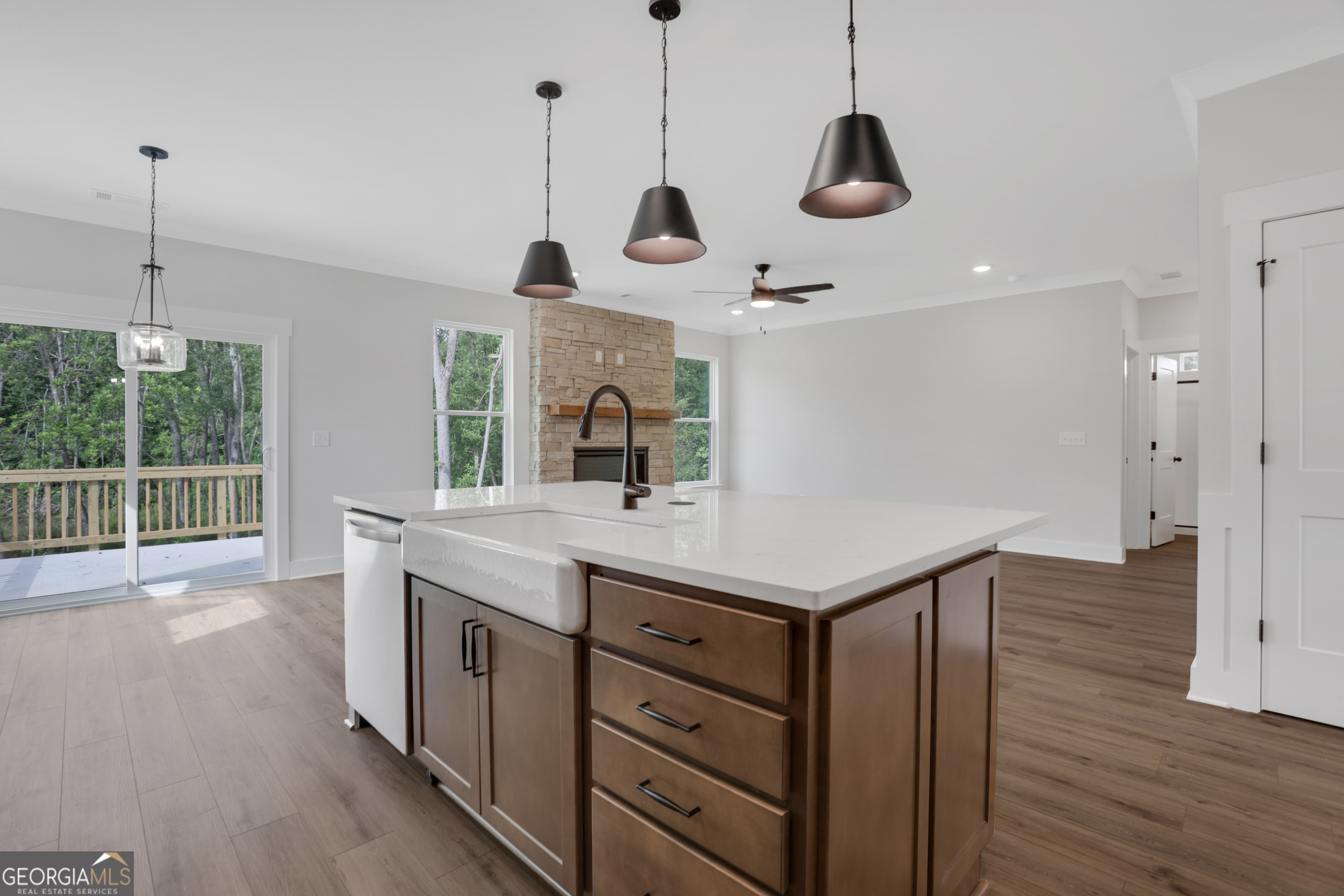 4251 Mary Ruth Way Property Photo 9