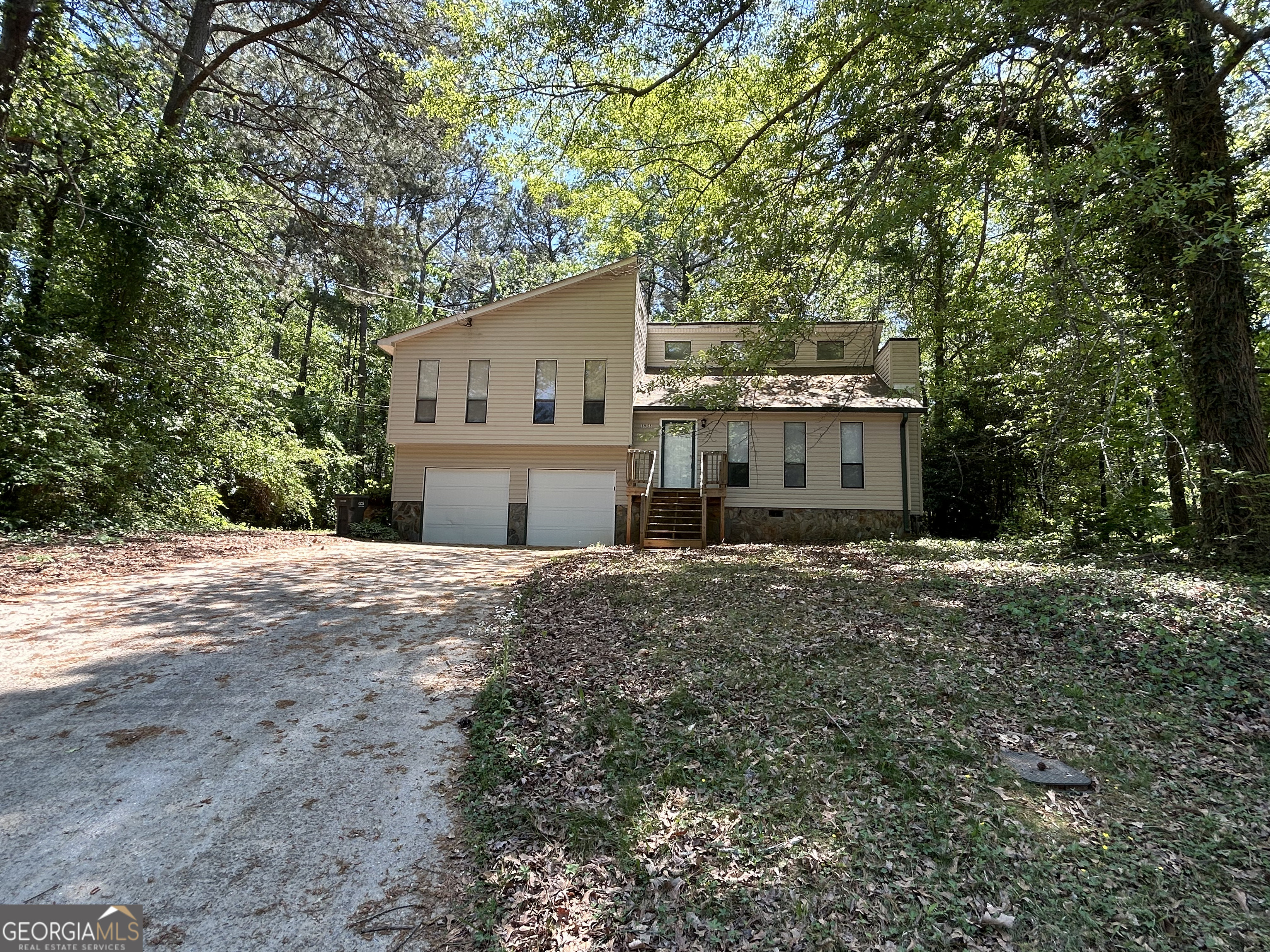 5955 Sutton Place Property Photo 1