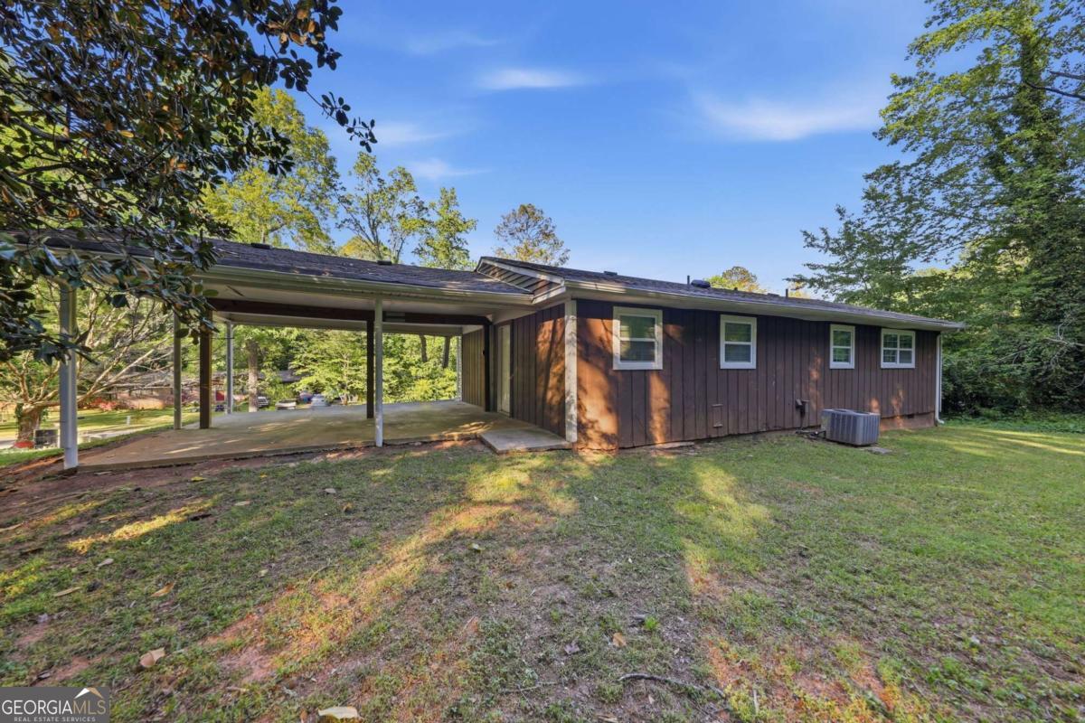 2322 Chestnut Log Loop Property Photo 17