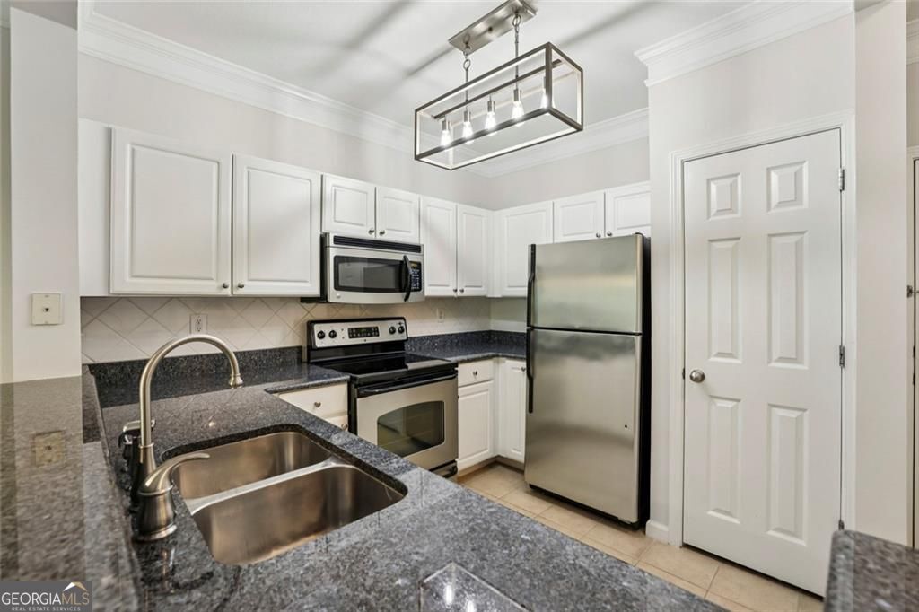 1850 Cotillion Drive # 2205 Property Photo 6