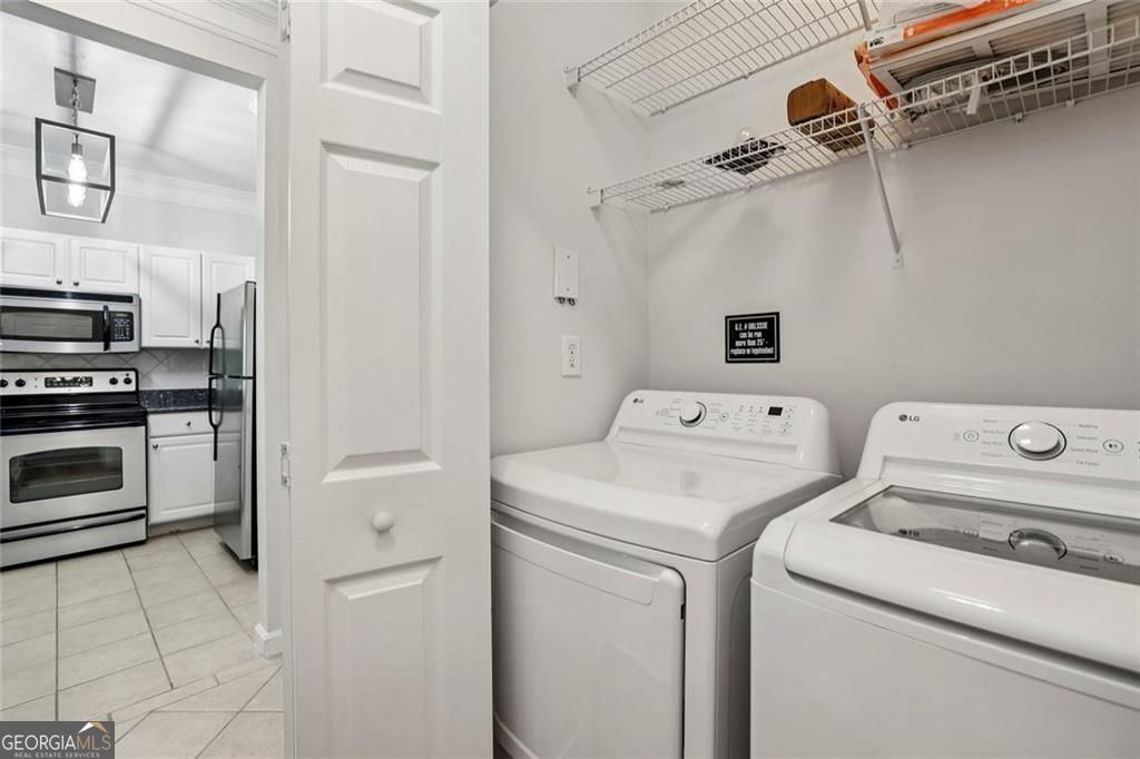 1850 Cotillion Drive # 2205 Property Photo 8