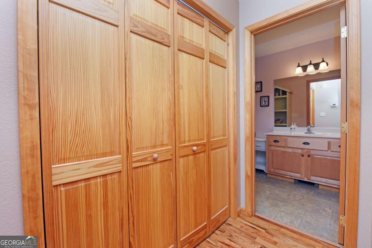160 Serenity Pointe Drive Property Photo 28