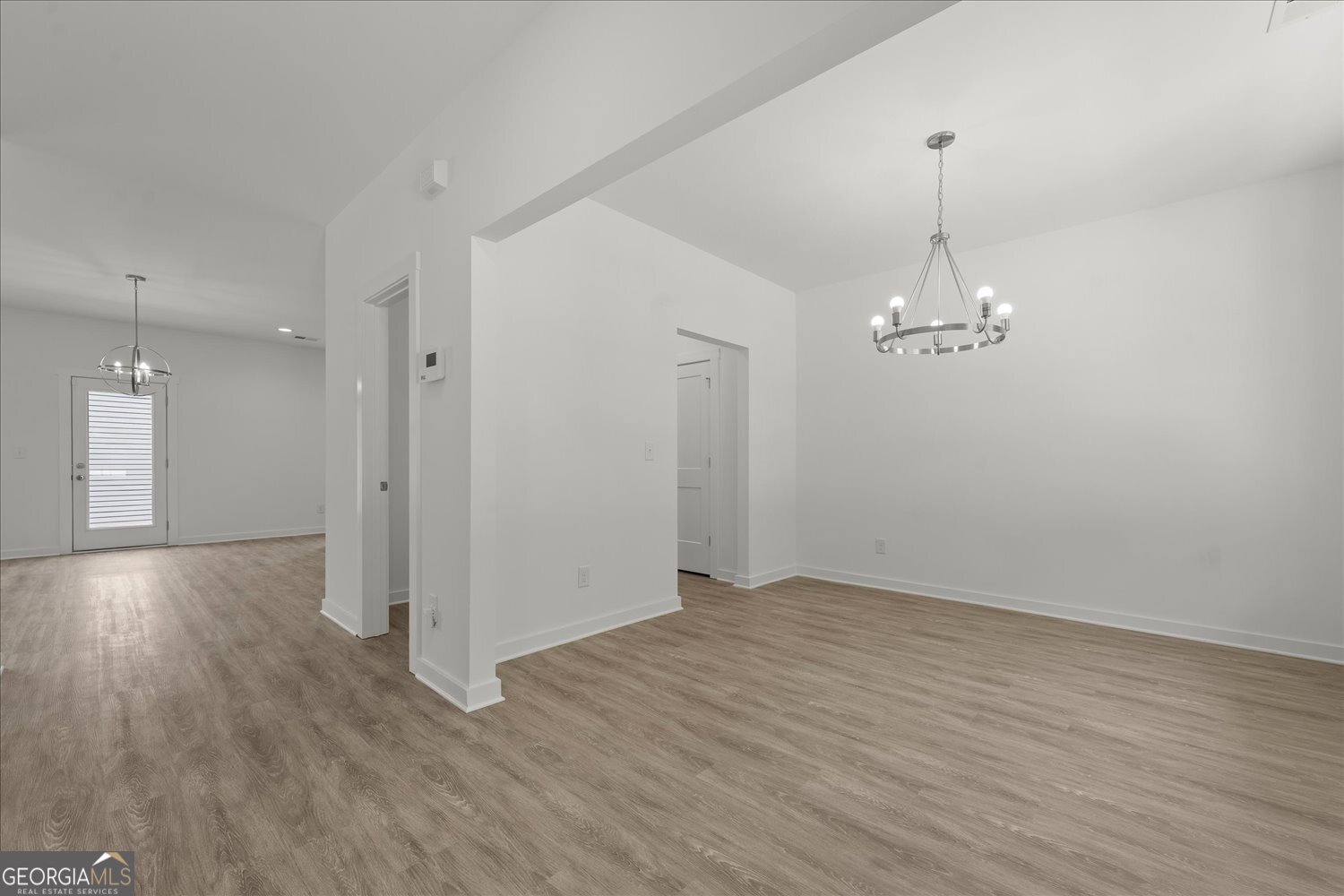 534 Lillian Way Property Photo 3