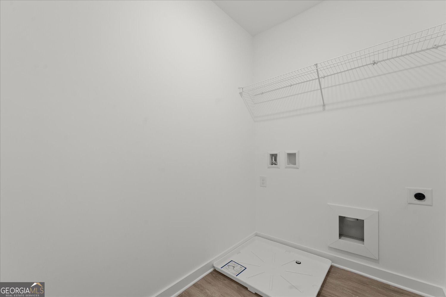 534 Lillian Way Property Photo 21