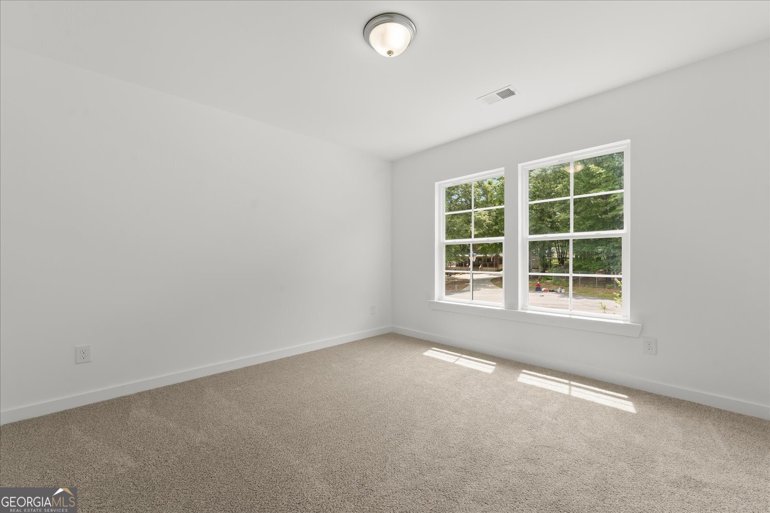 534 Lillian Way Property Photo 24