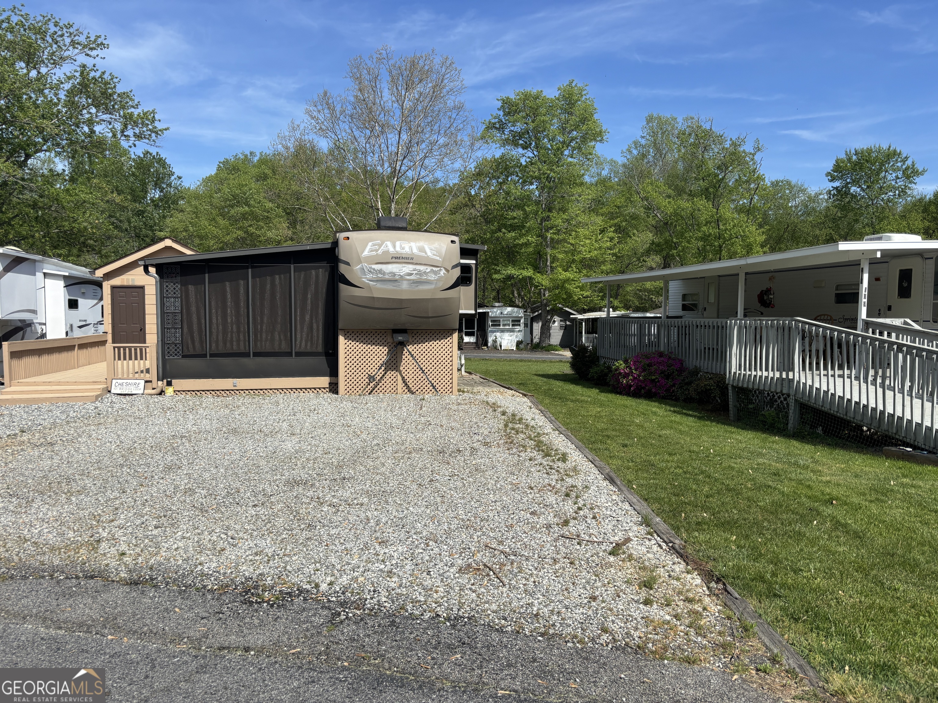 101 Bridge Loop Drive Property Photo 3