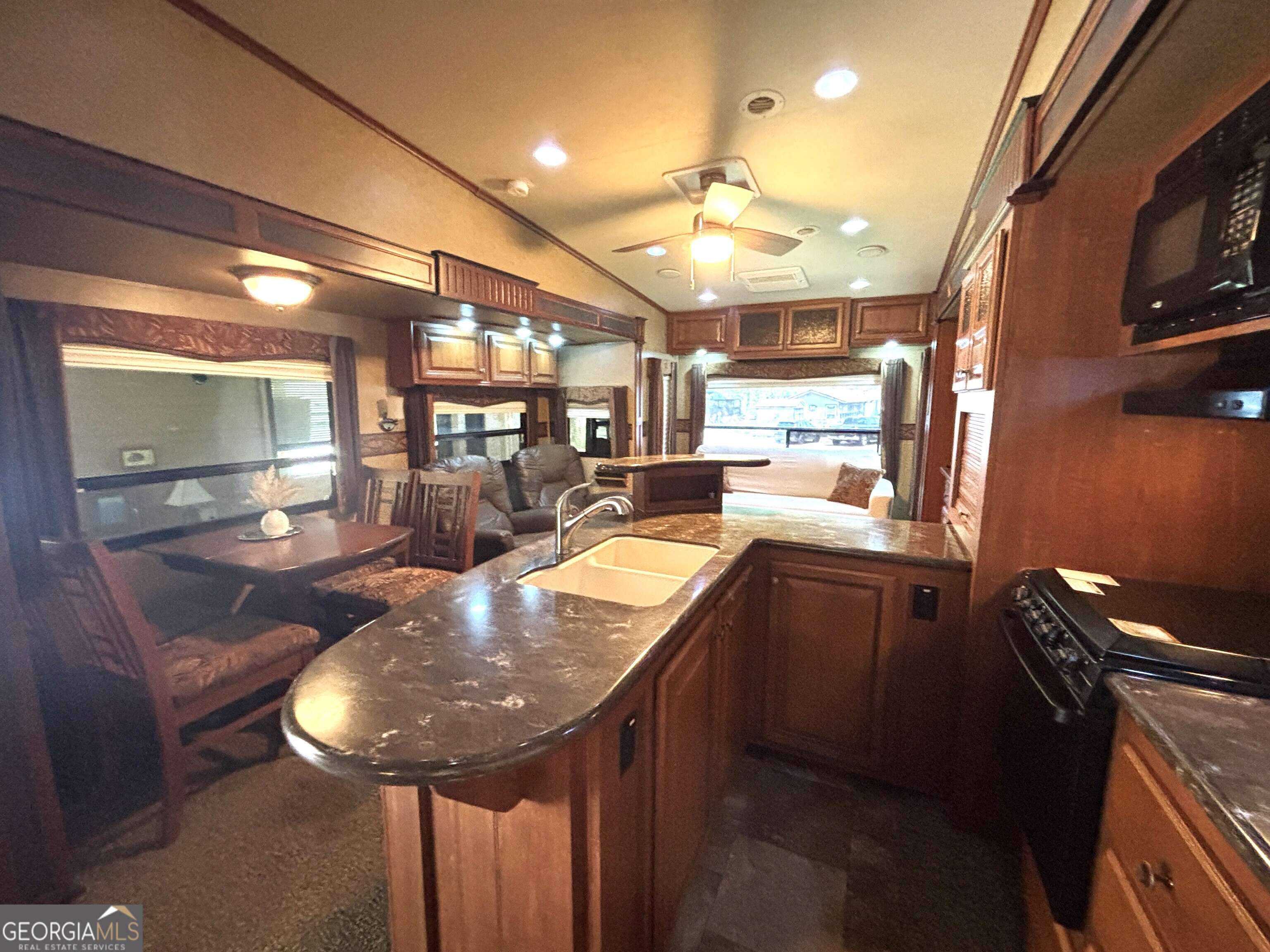 101 Bridge Loop Drive Property Photo 13