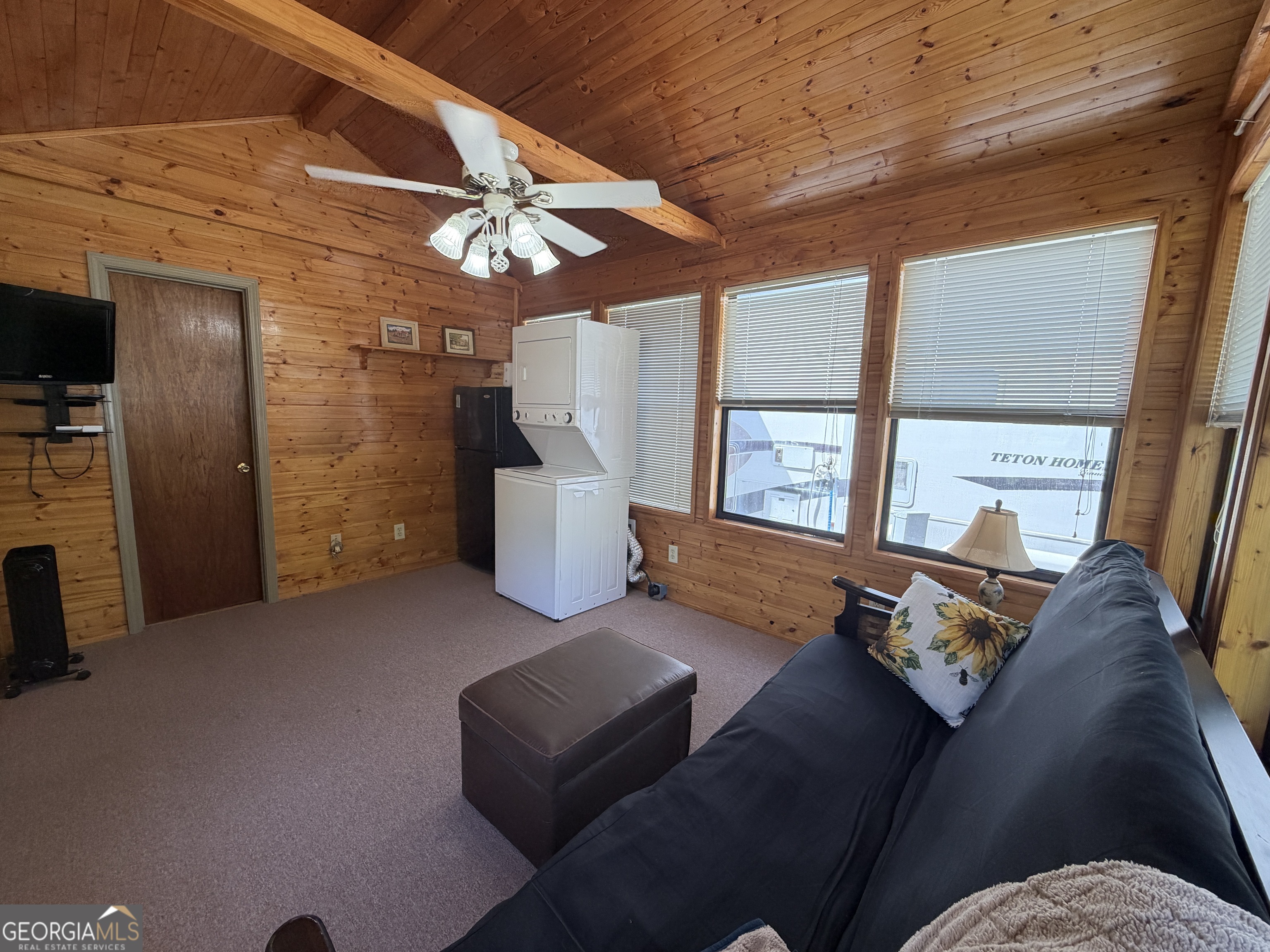 101 Bridge Loop Drive Property Photo 49