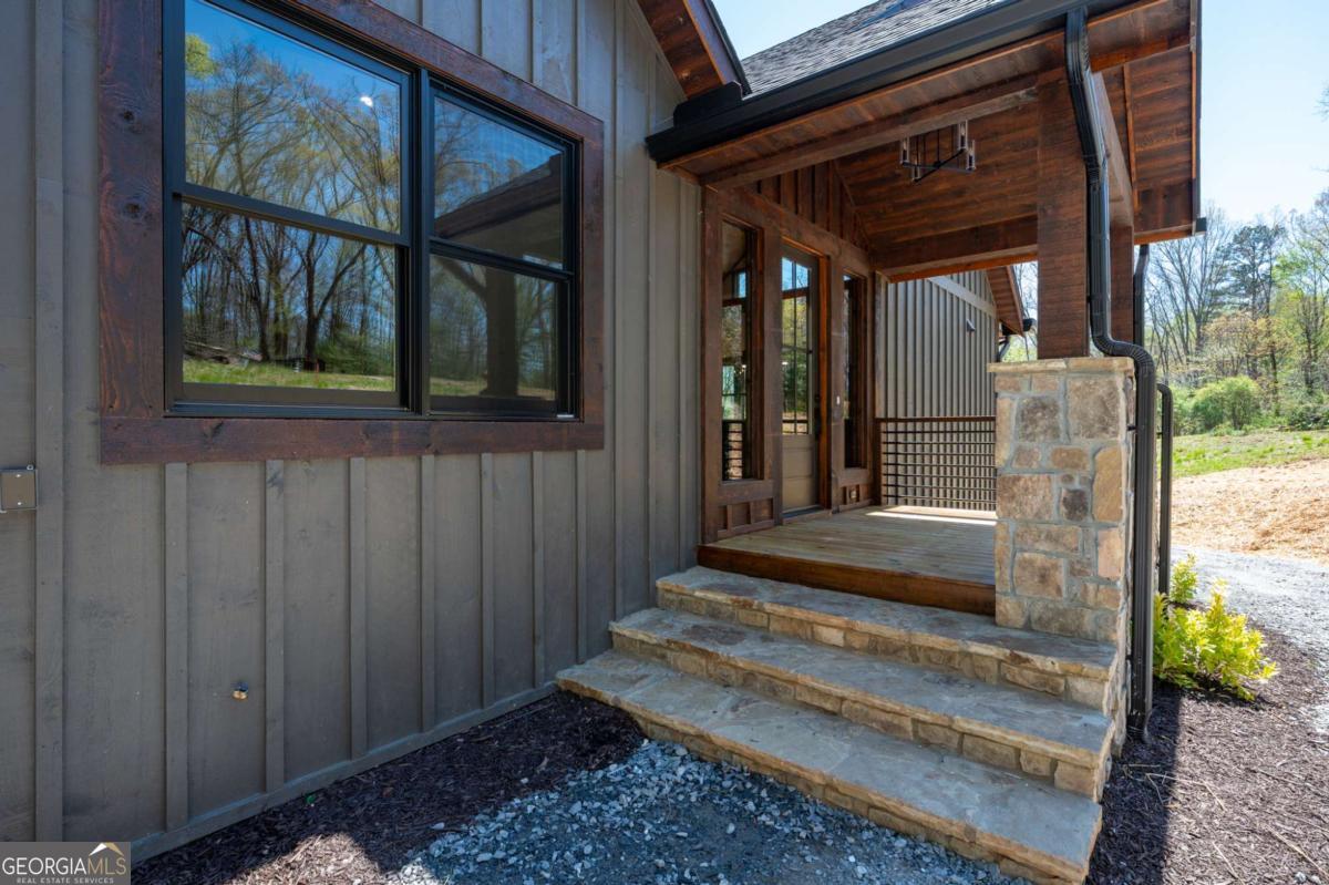 1038 Bluebird Road Property Photo 15