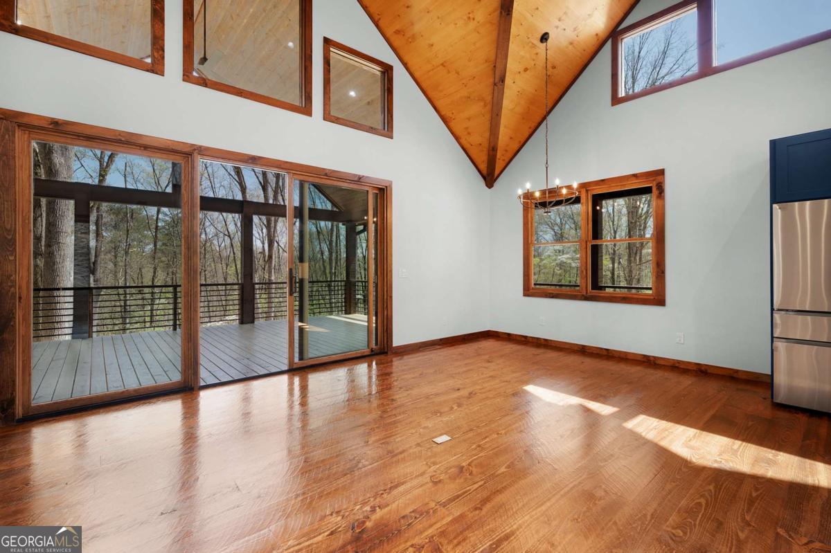 1038 Bluebird Road Property Photo 18