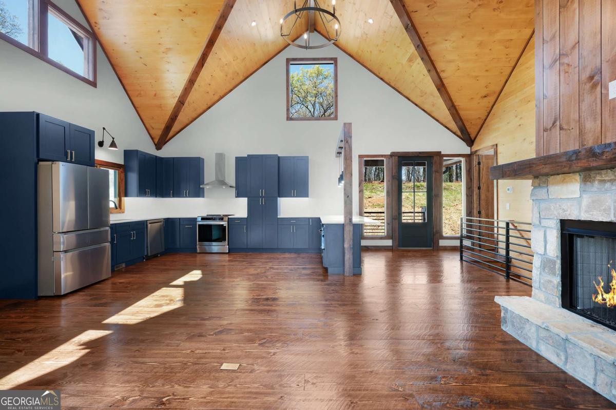 1038 Bluebird Road Property Photo 22