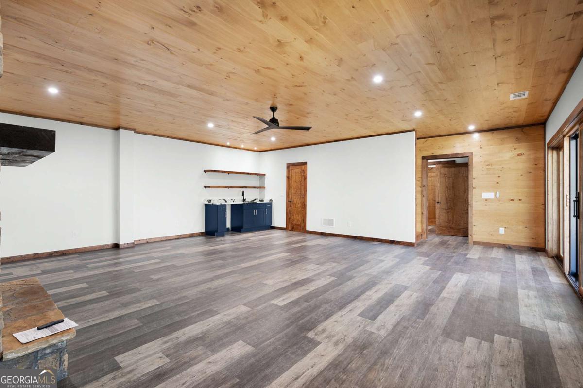 1038 Bluebird Road Property Photo 58