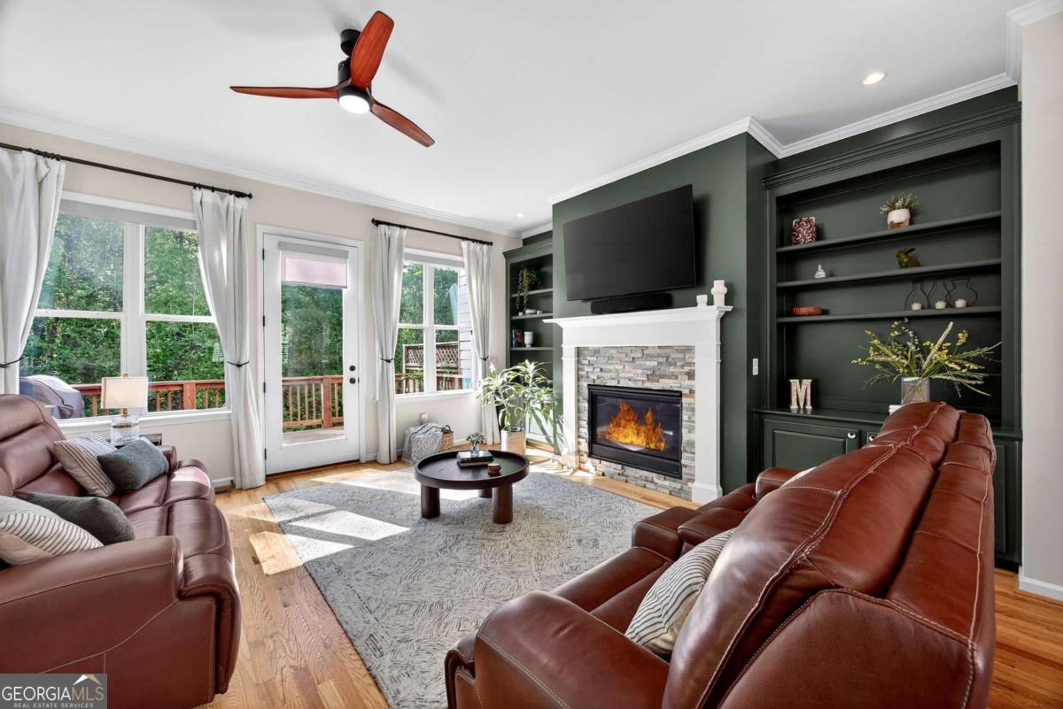 4387 Strand Drive Property Photo 1