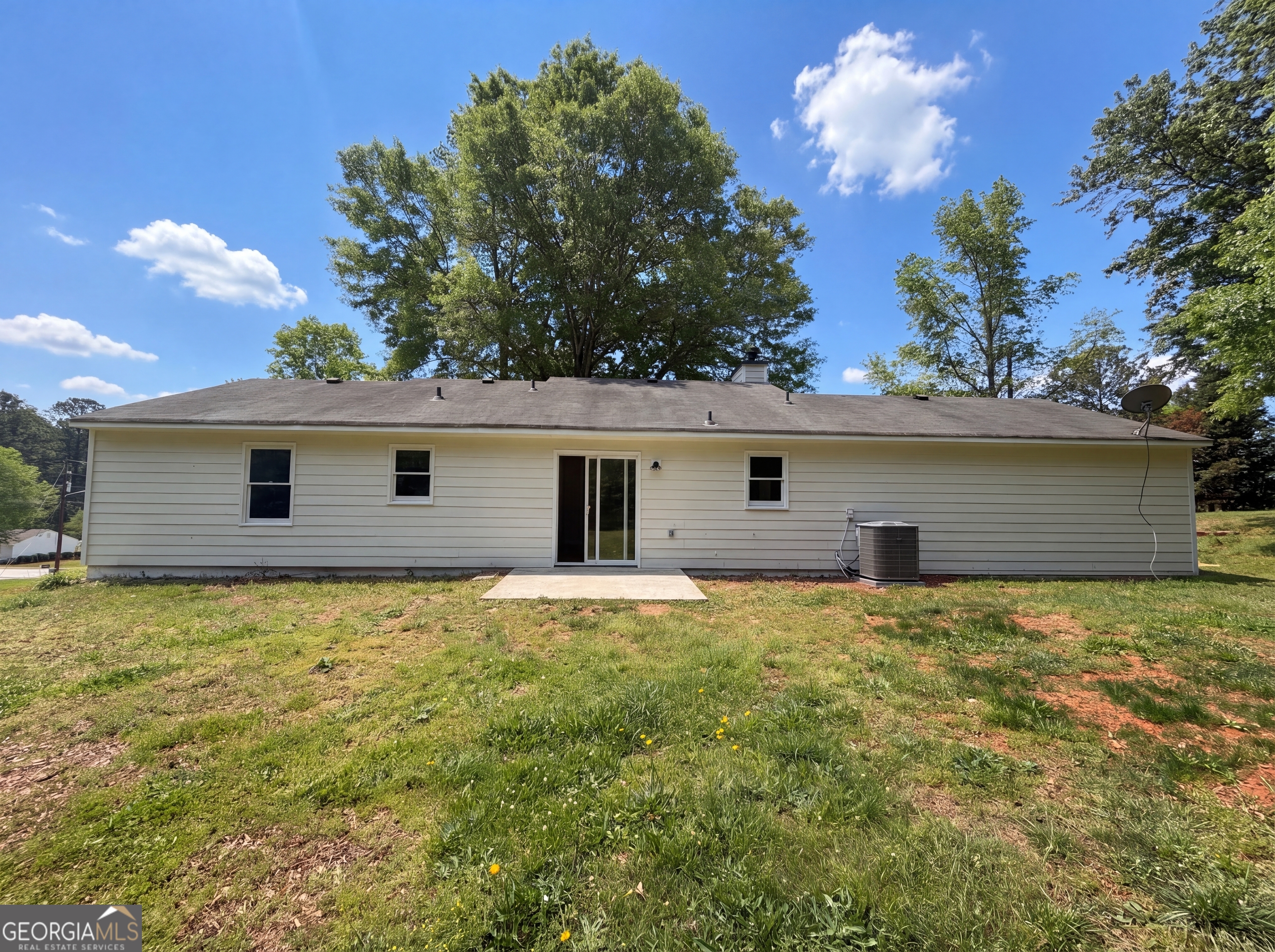 1514 Willow Gate Way Property Photo 5