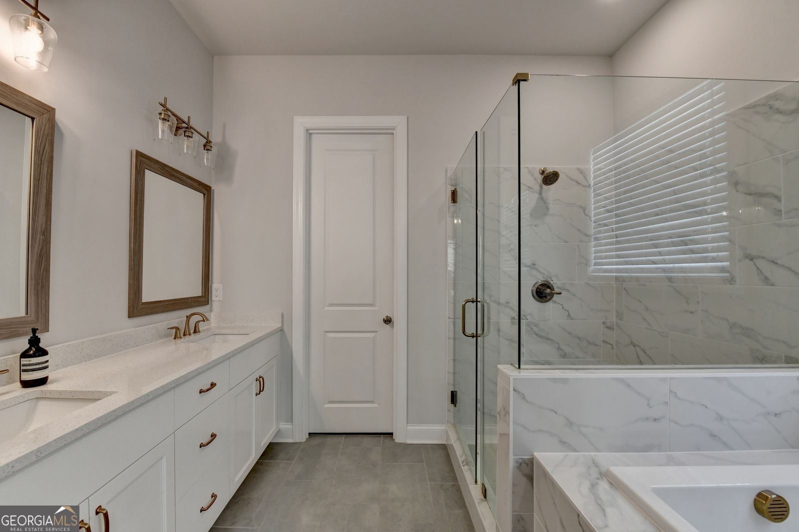 3460 Ashfield Point Avenue Property Photo 58