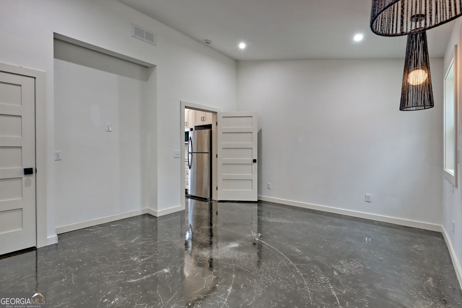 21 Valley Street # 5 Property Photo 17