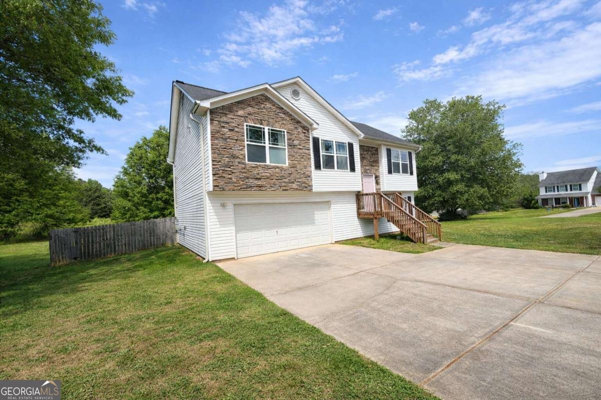 400 Kissee Court Property Photo 2