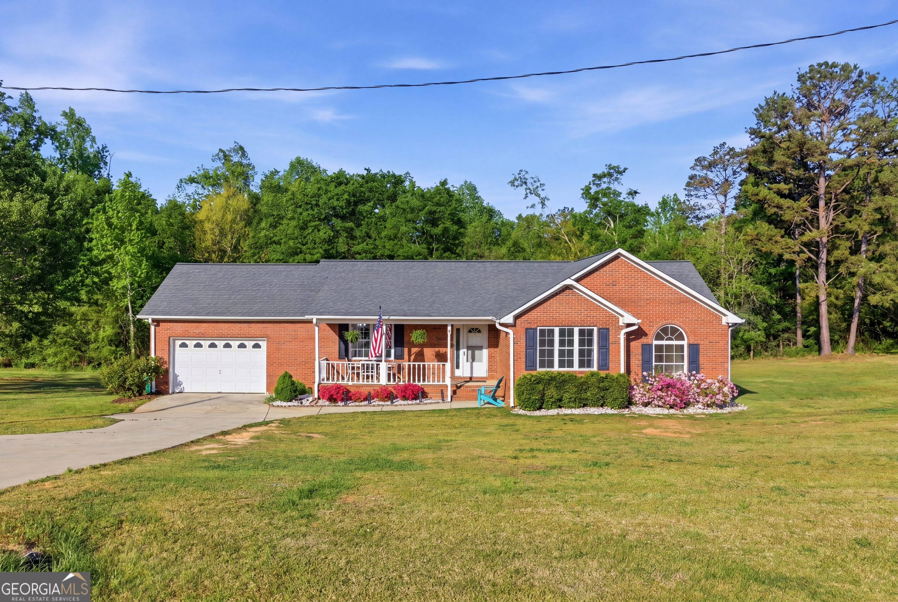 260 Brookhaven Circle Property Photo 1
