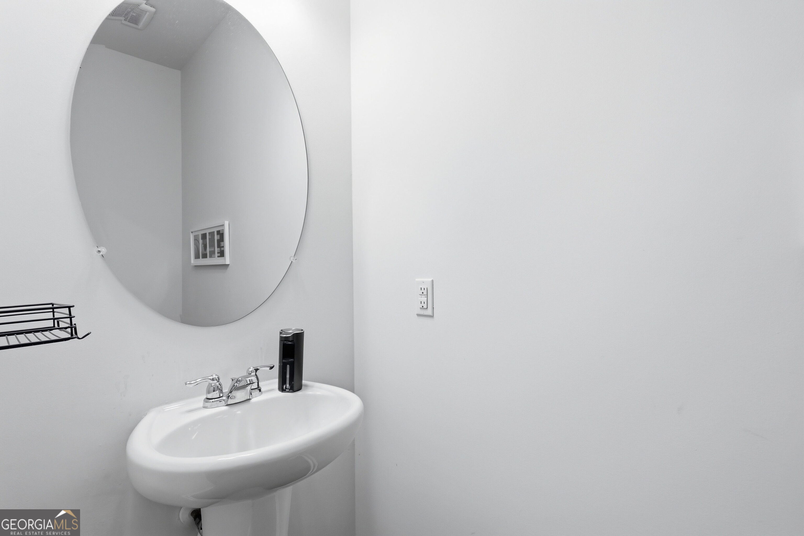 146 Congo Court Property Photo 4