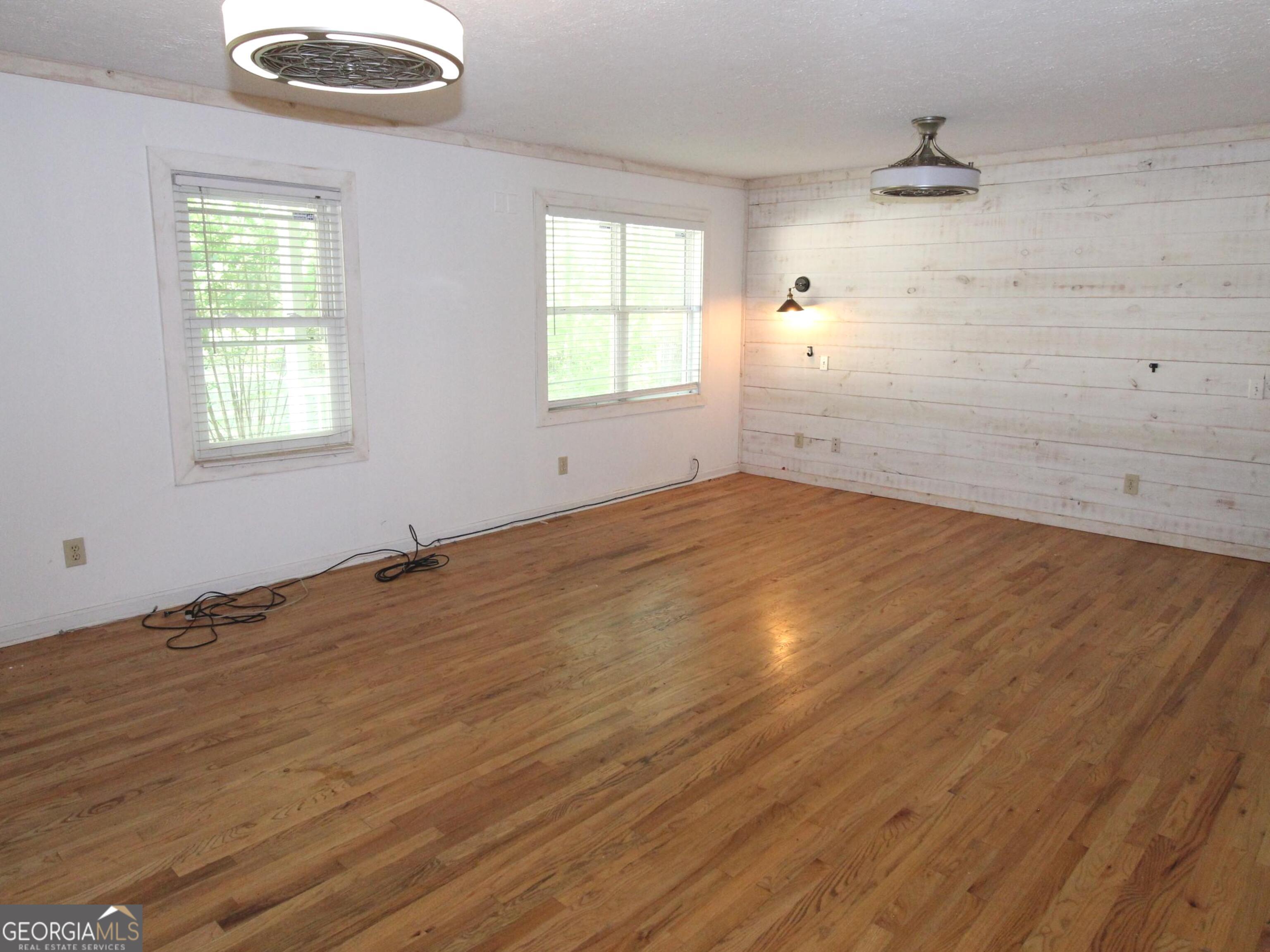 1593 Highway 82 Property Photo 32
