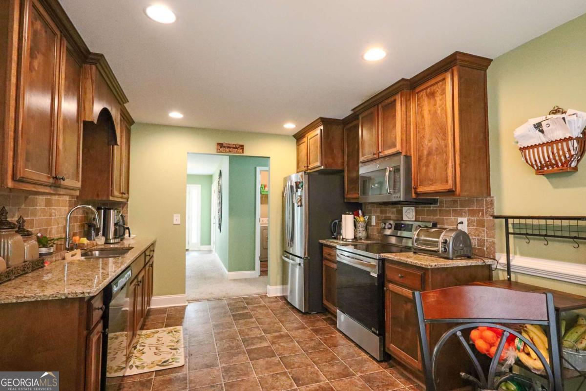5409 Stepstone Way Property Photo 4
