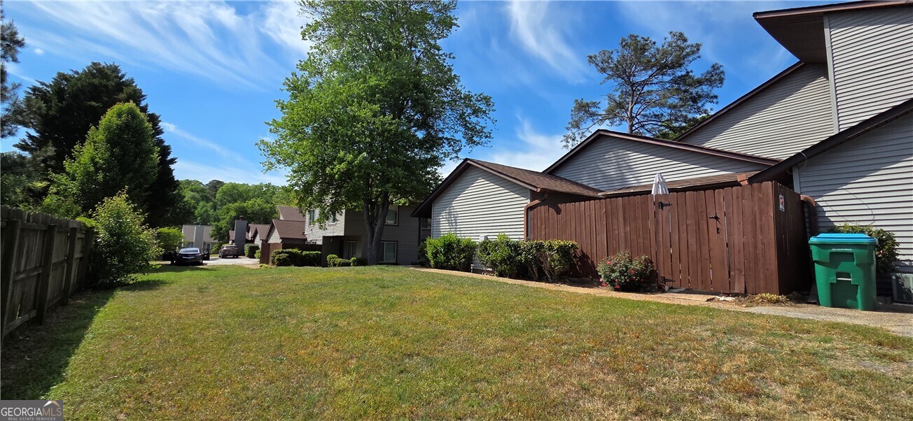 2717 Flintlock Place Property Photo 5