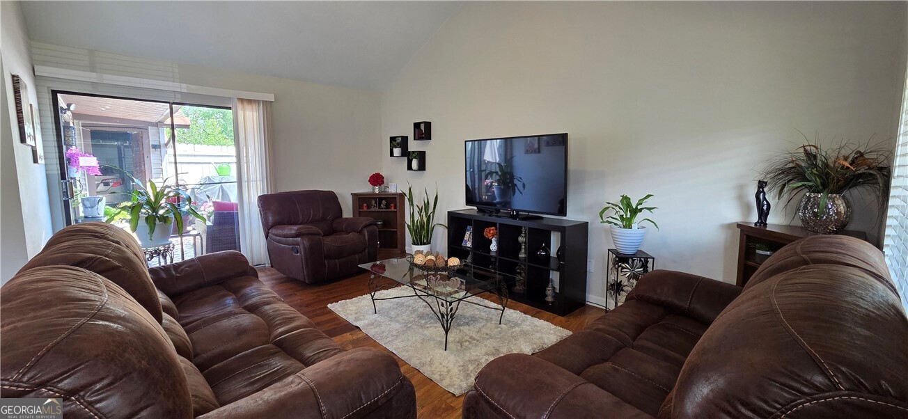 2717 Flintlock Place Property Photo 7