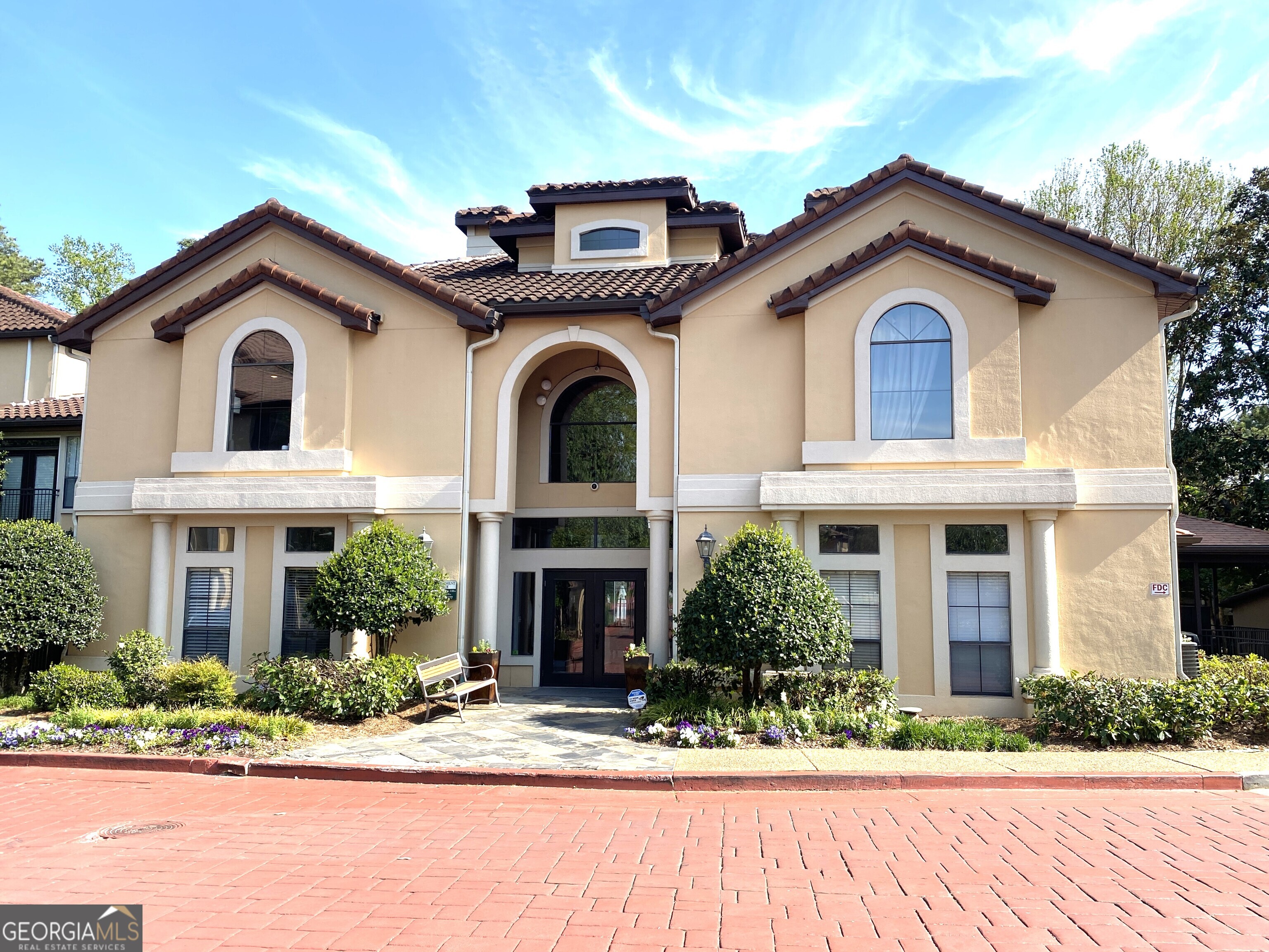 3777 Peachtree Road Ne # 1517 Property Photo 1
